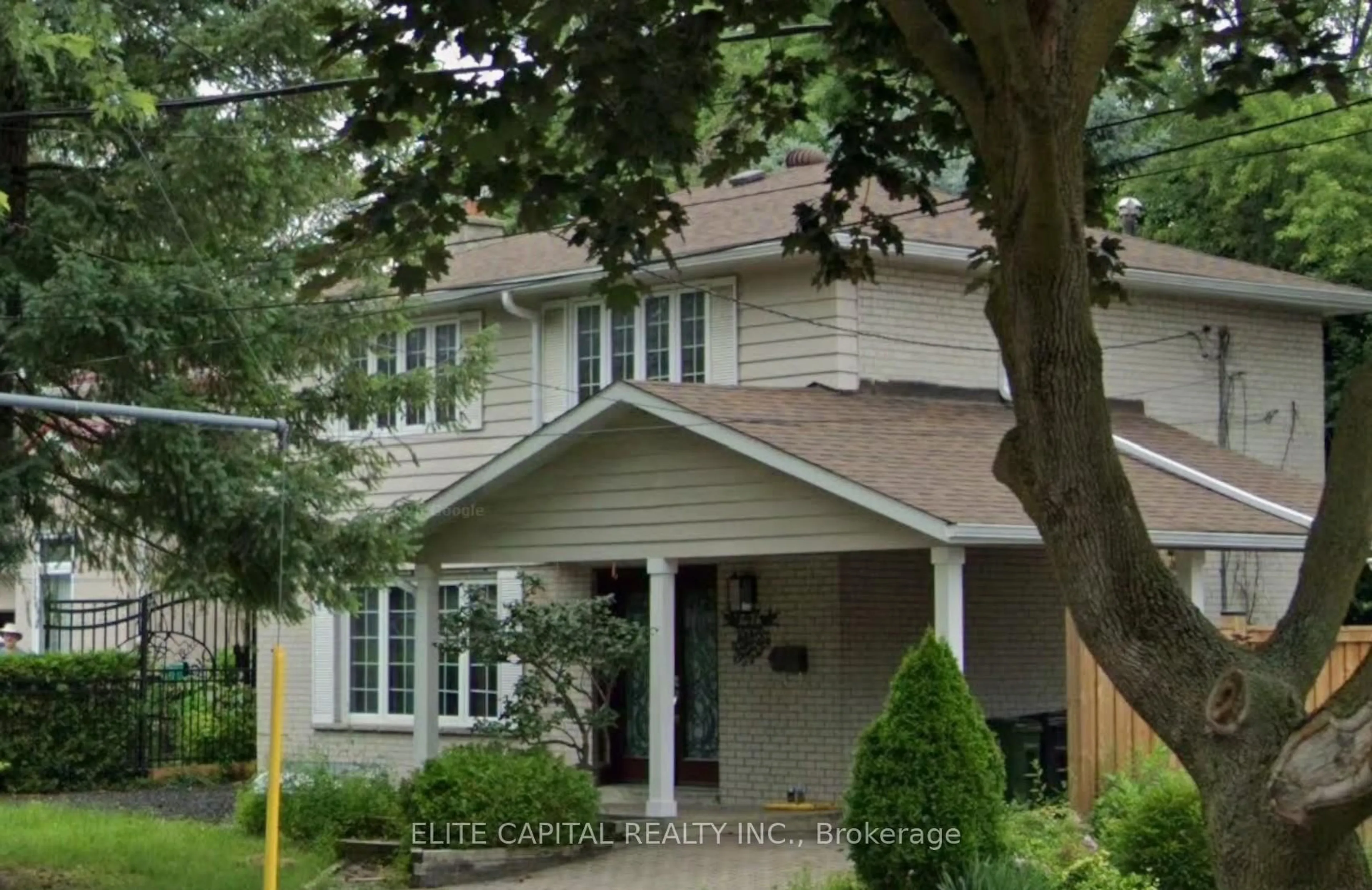 Home with vinyl exterior material, street for 47 Glentworth Rd, Toronto Ontario M2J 2E7
