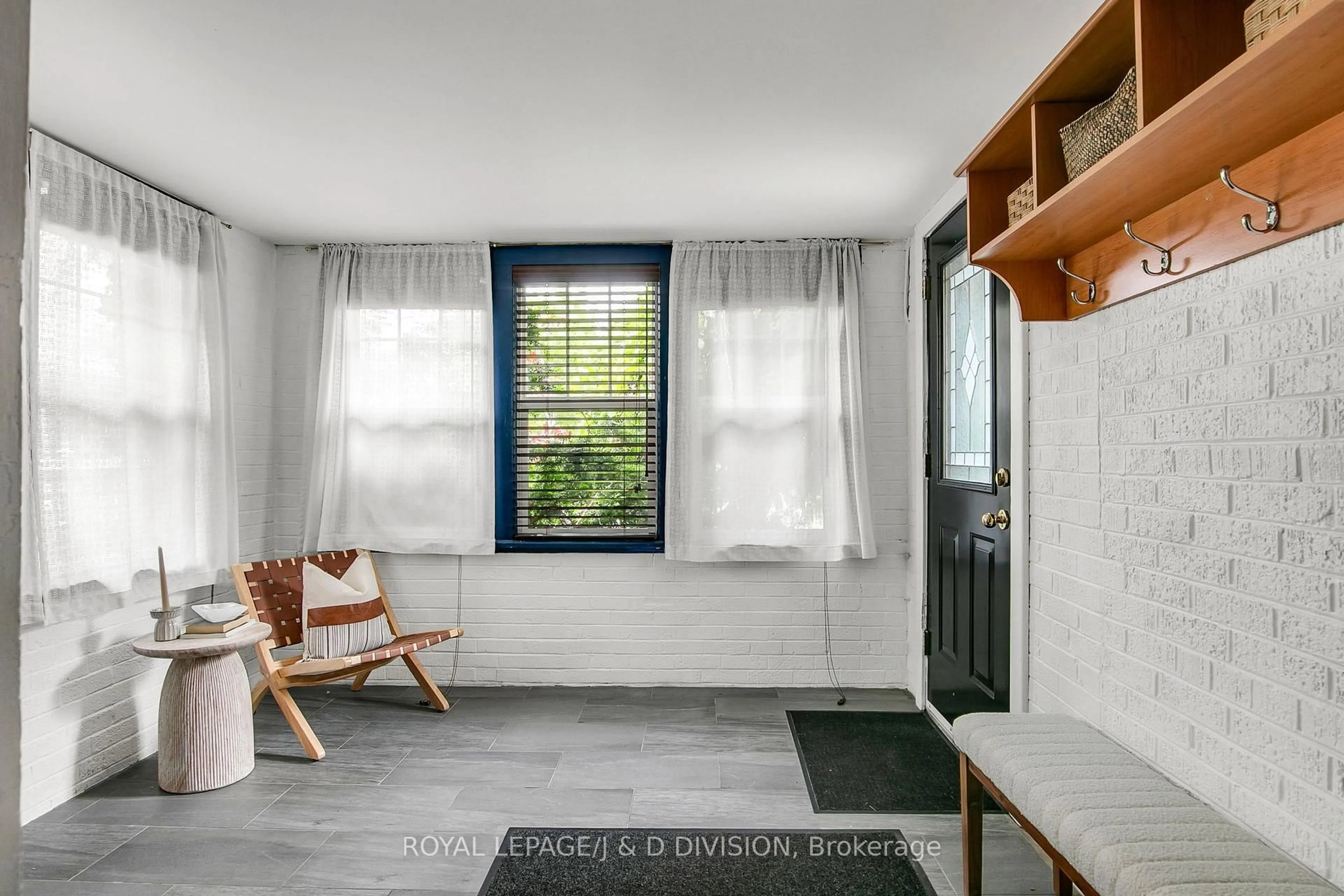 Unknown for 30 Chaplin Cres, Toronto Ontario M5P 1A1