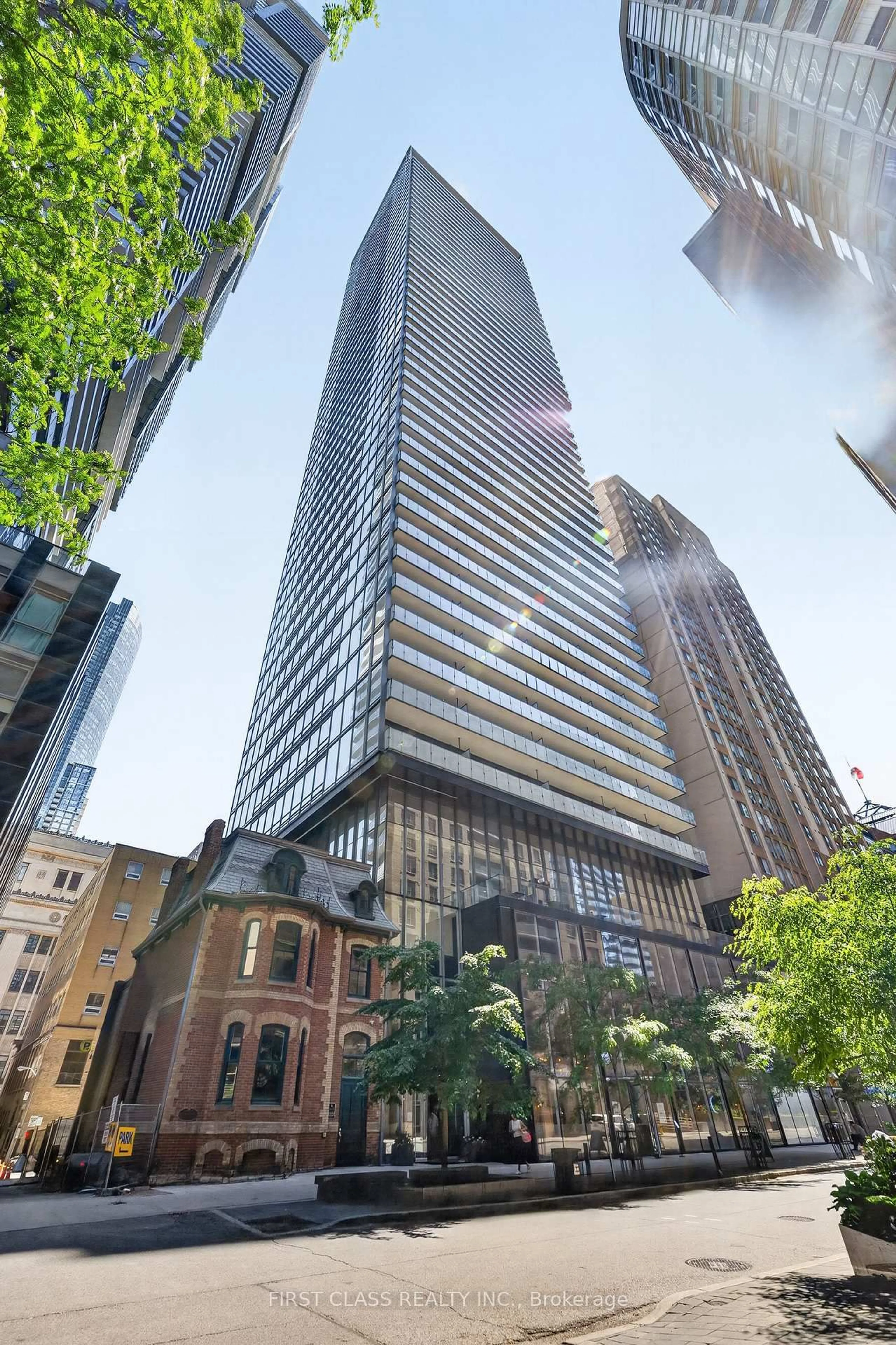 Unknown for 15 Grenville St #2902, Toronto Ontario M4Y 1A1