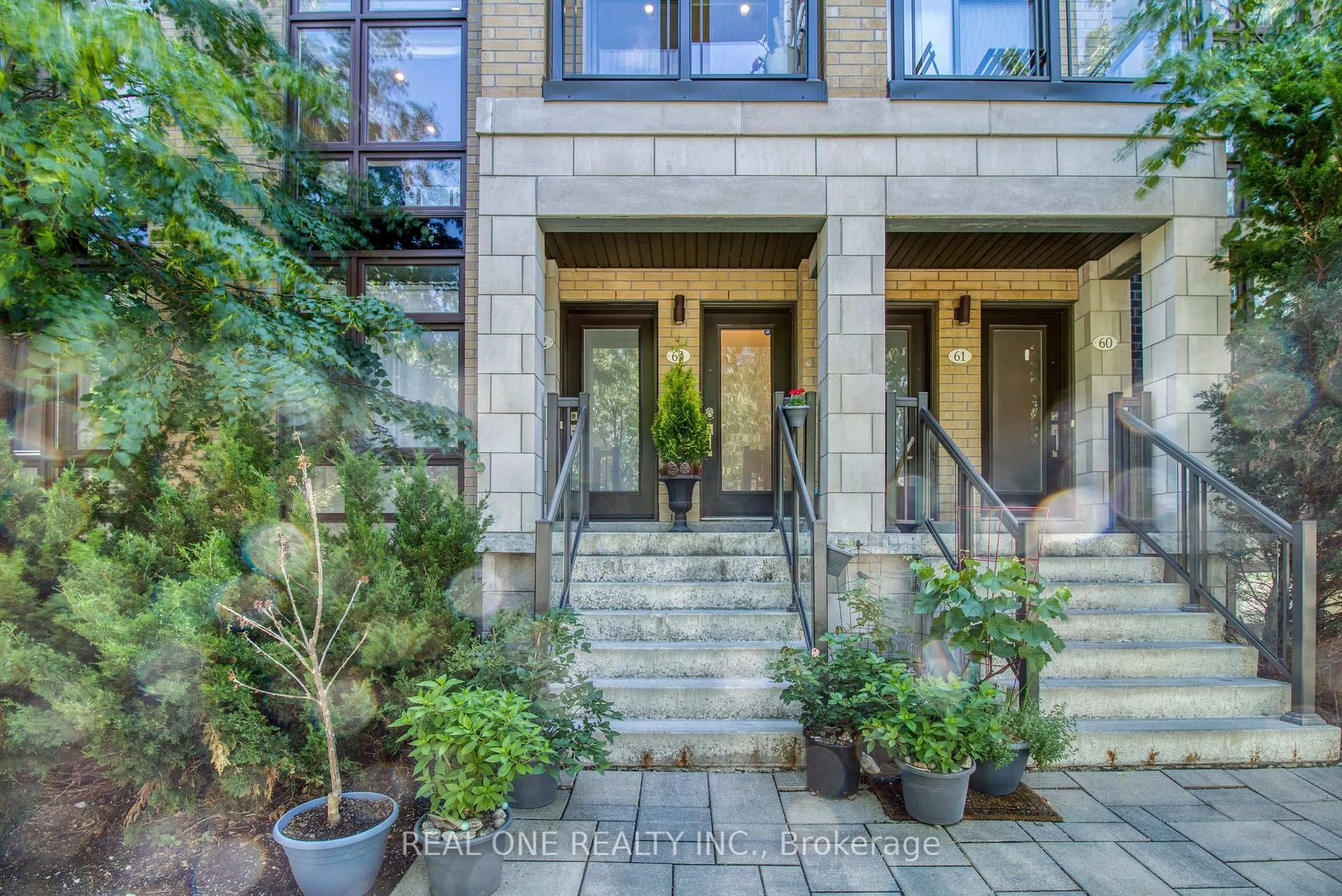 Unknown for 27 Eldora Ave #63, Toronto Ontario M2M 1R3