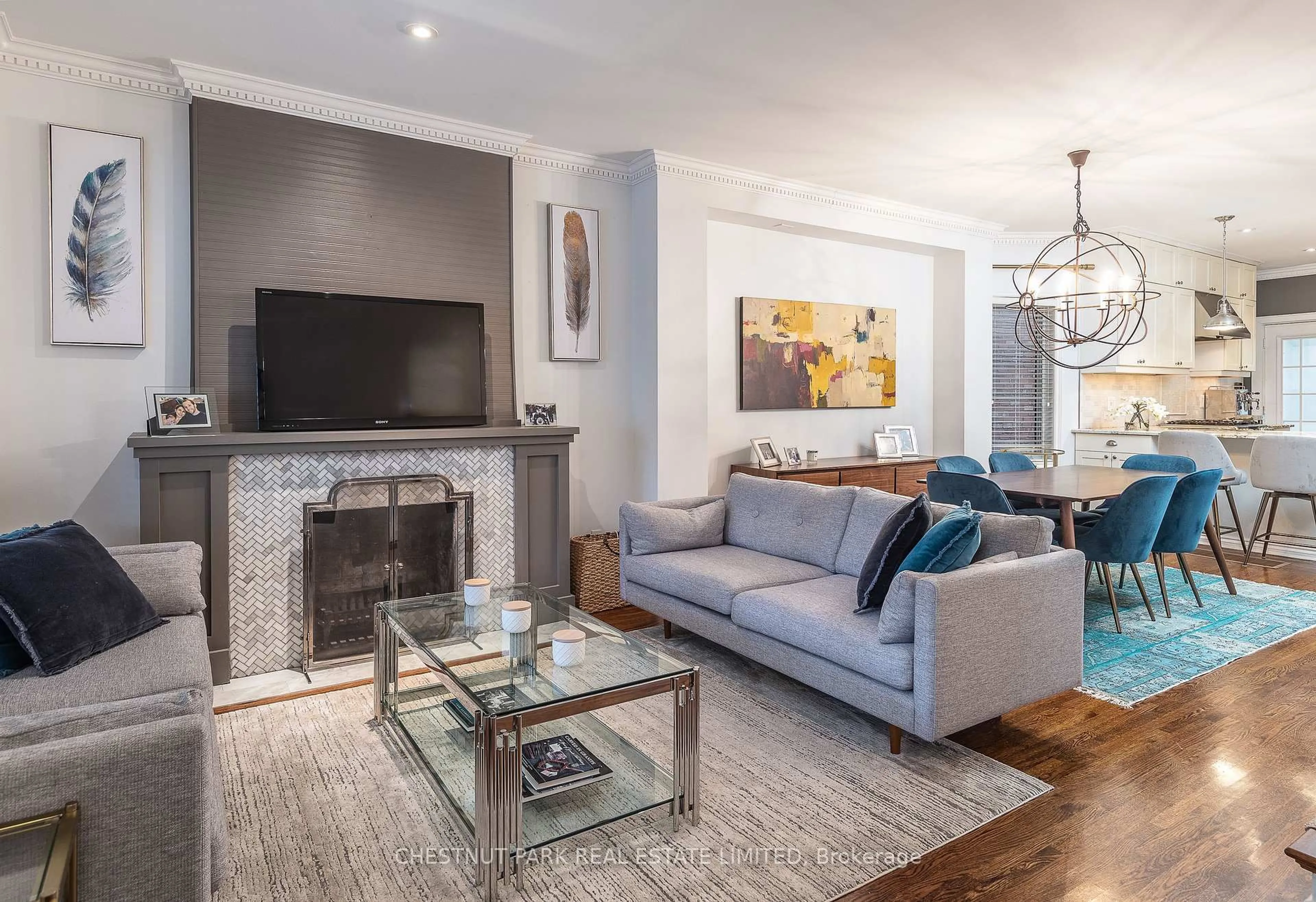 Living room with furniture, unknown for 58 Craighurst Ave, Toronto Ontario M4R 1J8