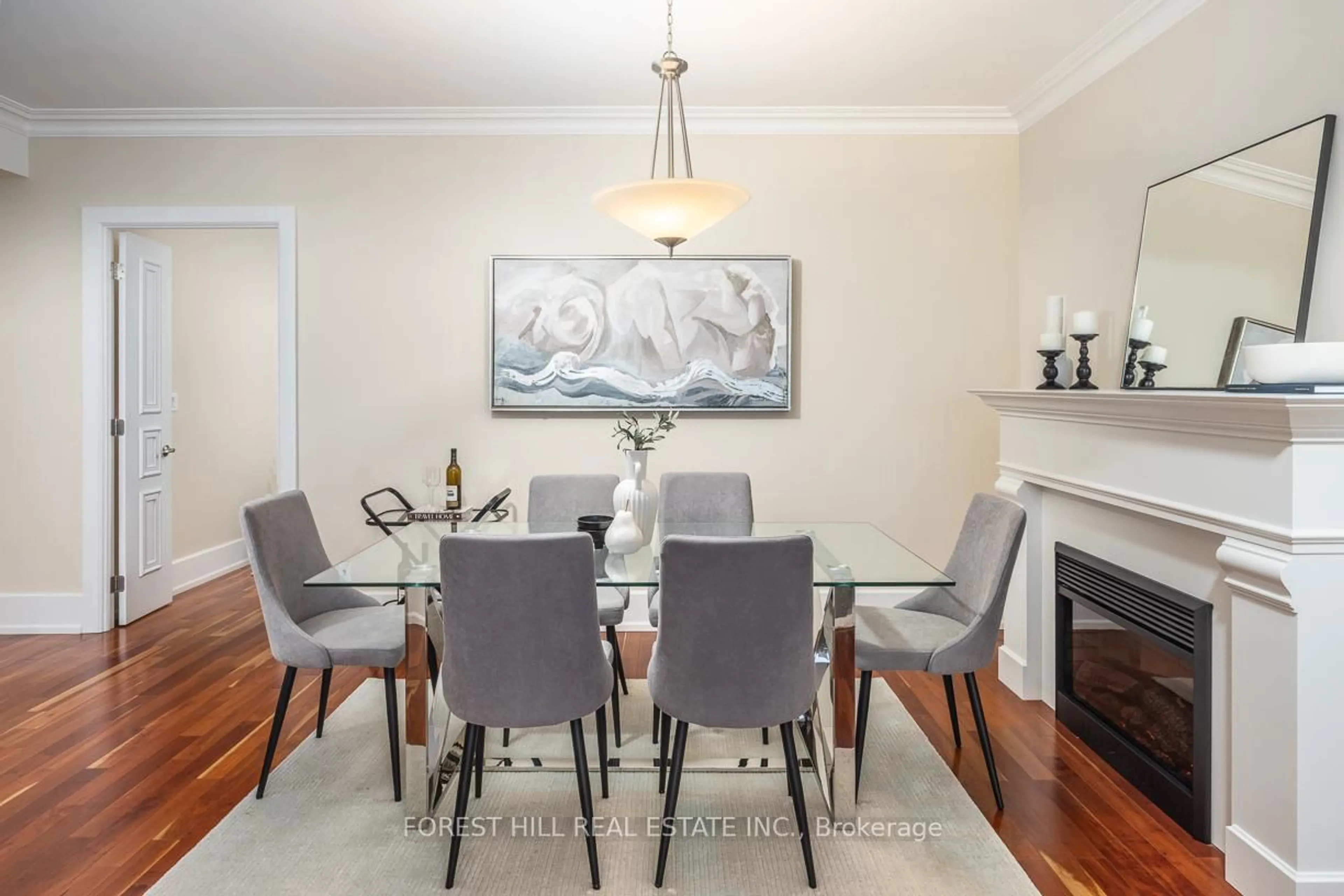Dining room, wood/laminate floor for 662 Sheppard Ave #906C, Toronto Ontario M2K 3E6