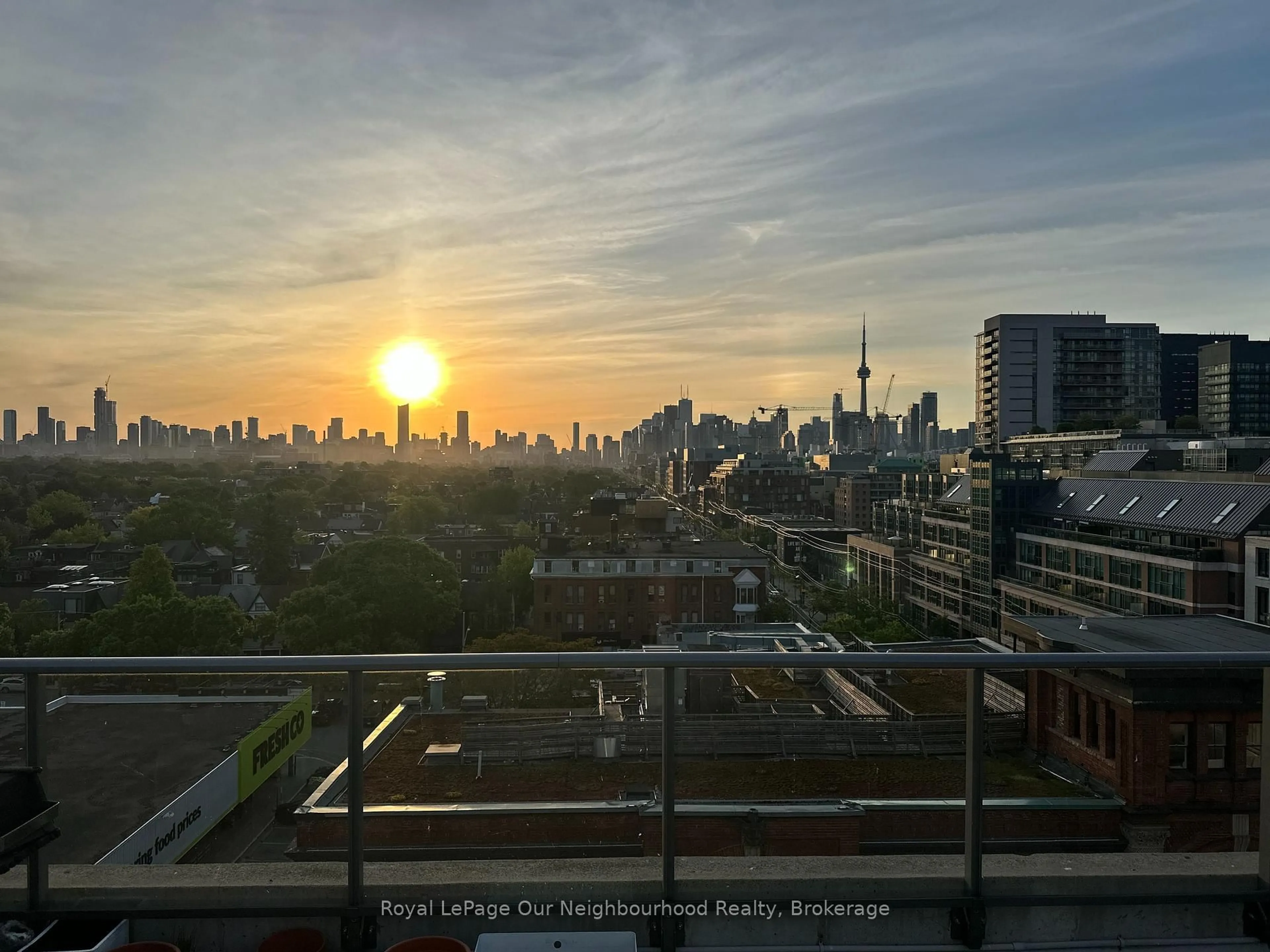 Unknown for 2 Gladstone Ave #308, Toronto Ontario M6J 0B2