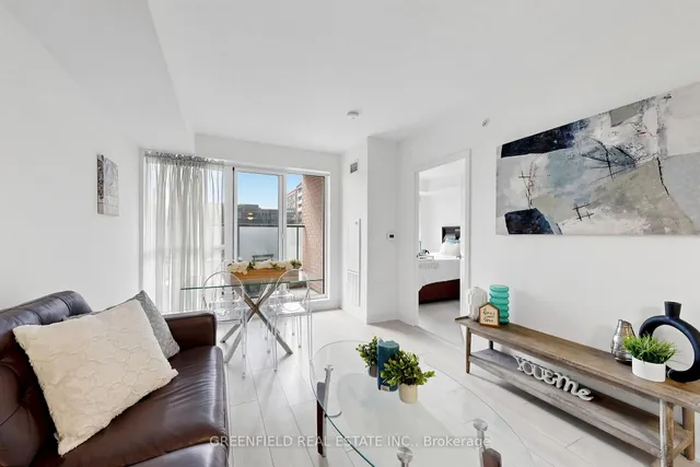 31 Tippett Rd #333, Toronto 3