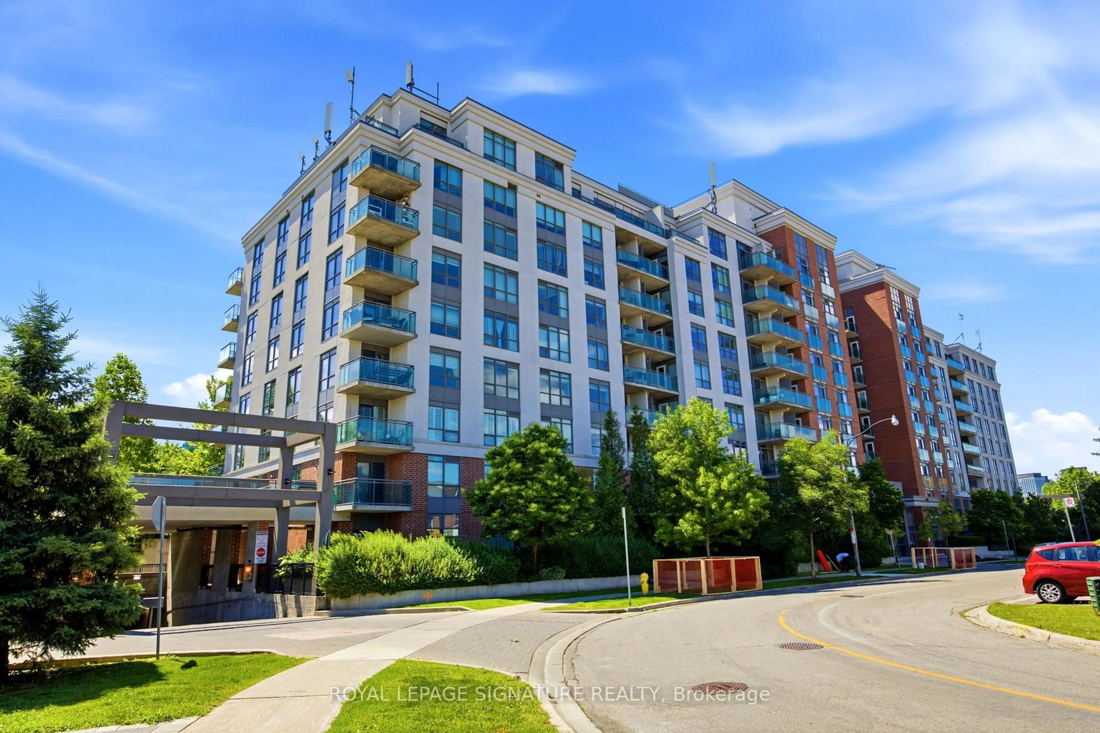 Patio, building for 120 Dallimore Circ #923, Toronto Ontario M3C 4J1