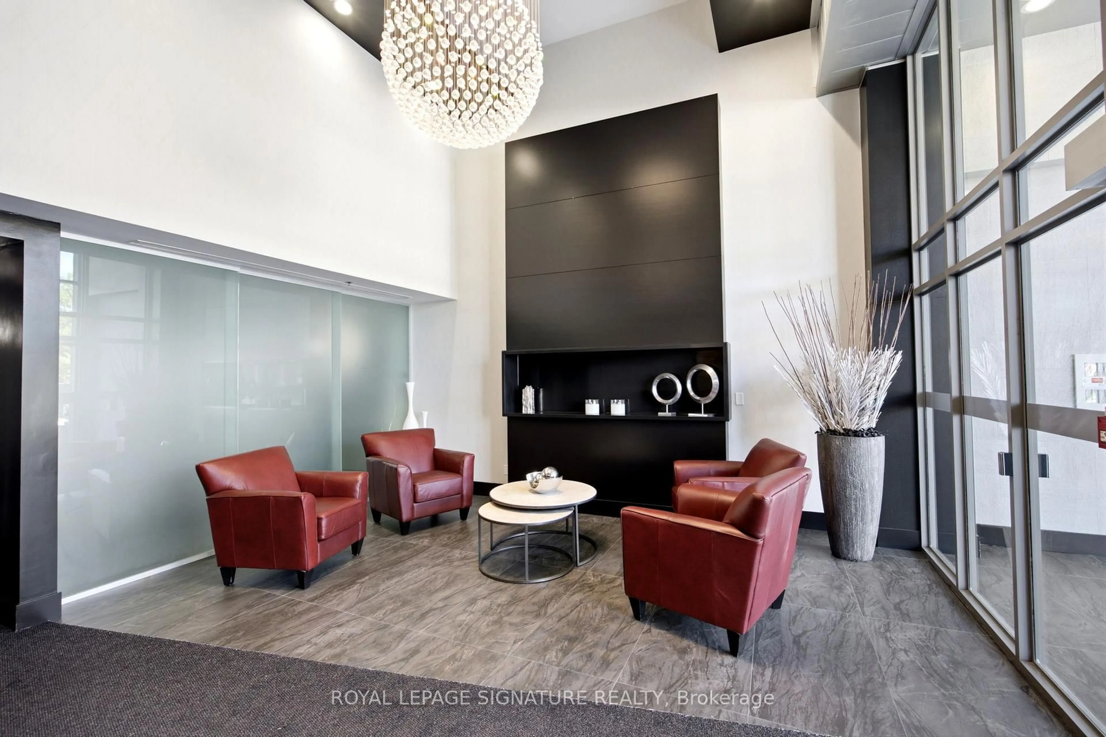 Lobby for 120 Dallimore Circ #923, Toronto Ontario M3C 4J1