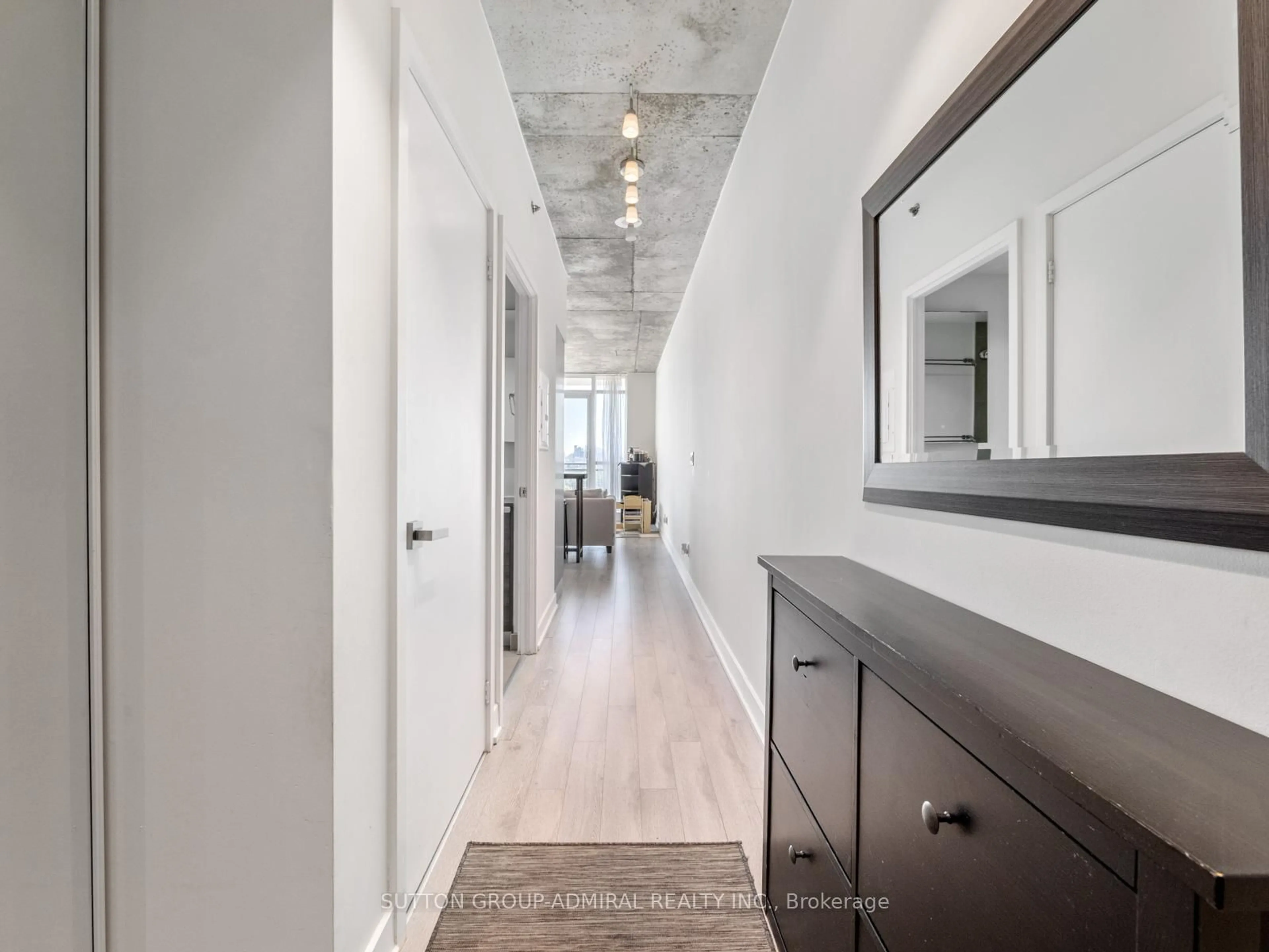 Indoor entryway for 20 Minowan Miikan Lane #1602, Toronto Ontario M6J 0E5