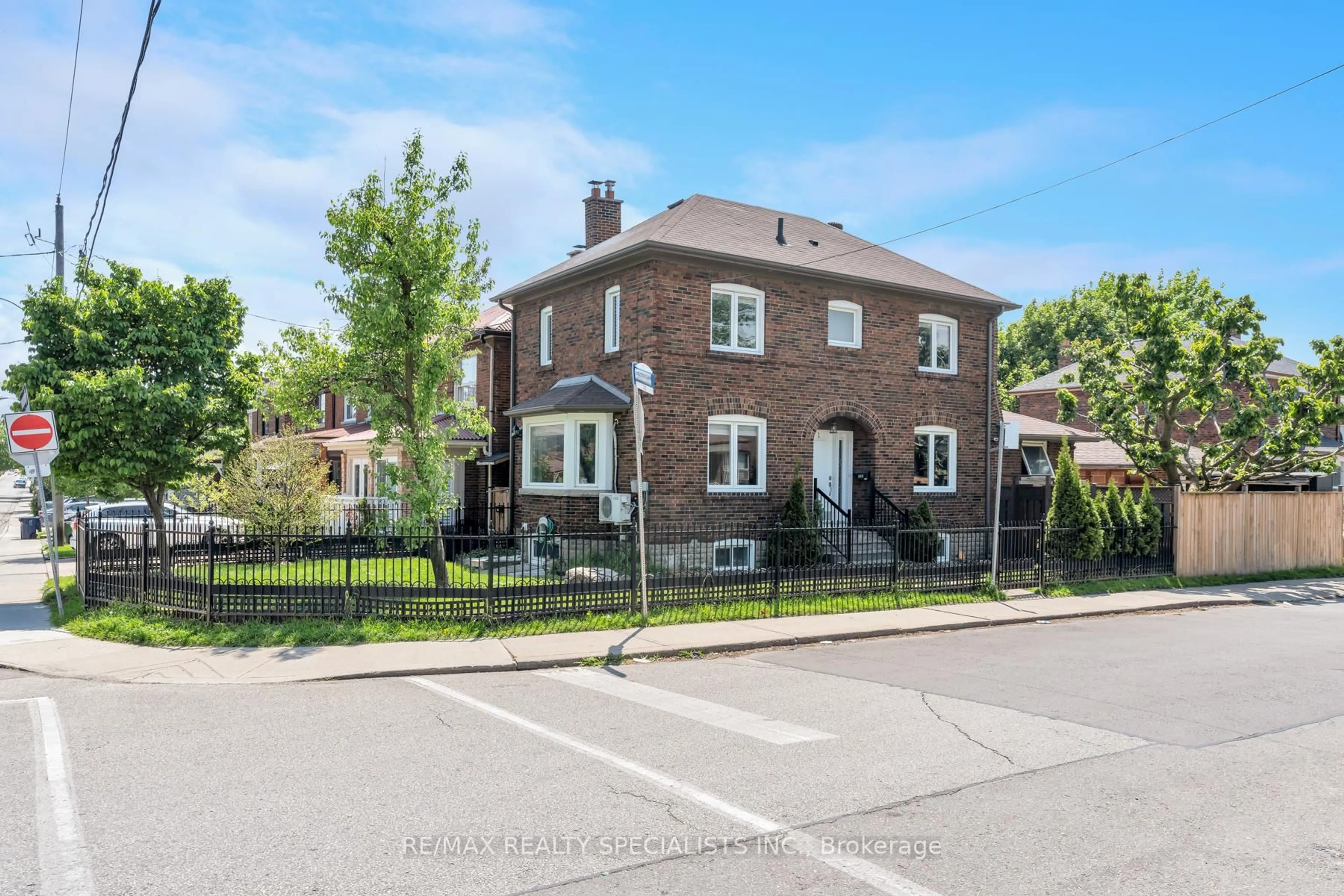 Home with brick exterior material, street for 290 Westmount Ave, Toronto Ontario M6E 3N1