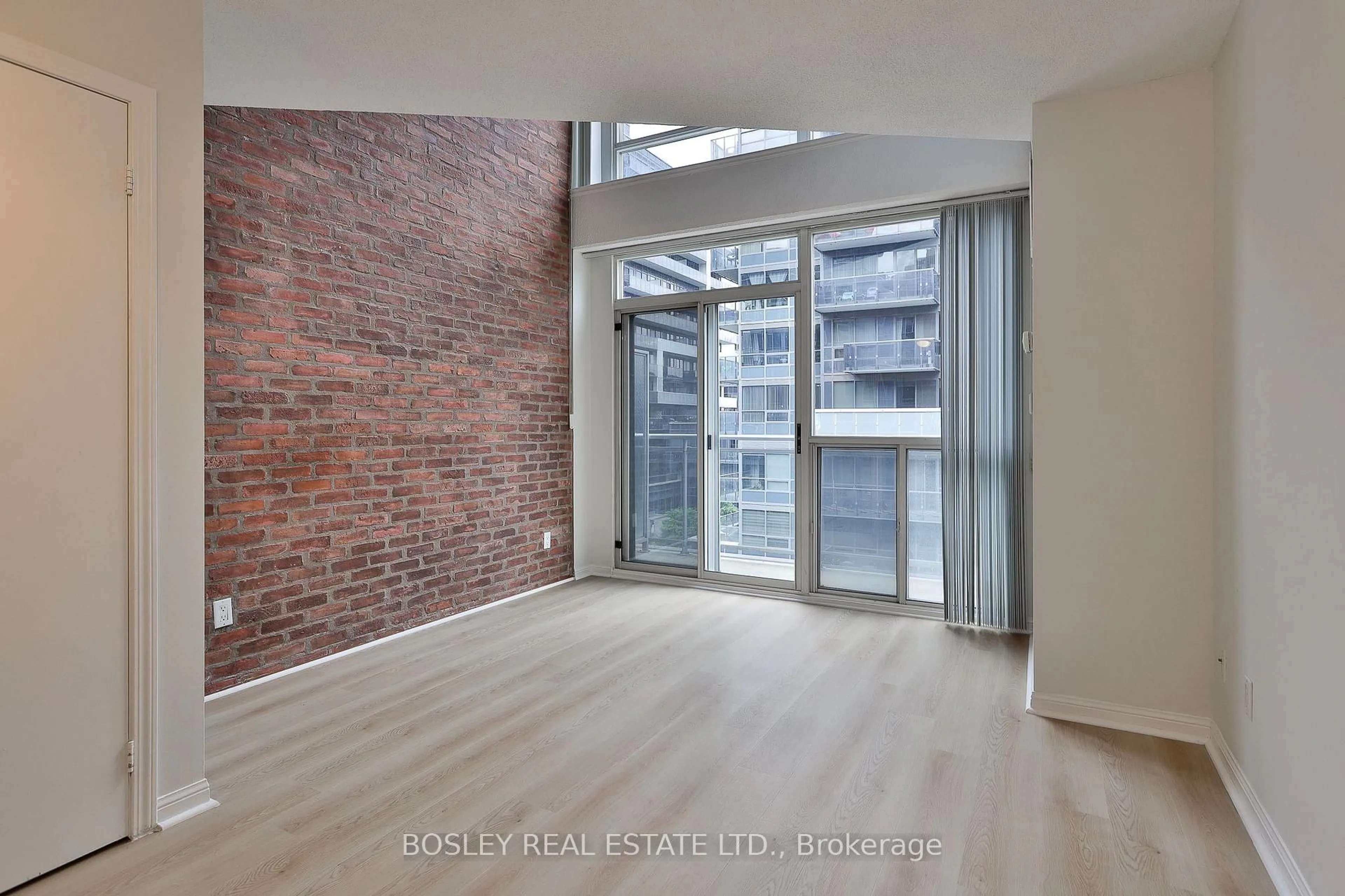 A pic of a room for 1029 King St #625, Toronto Ontario M6K 3M9