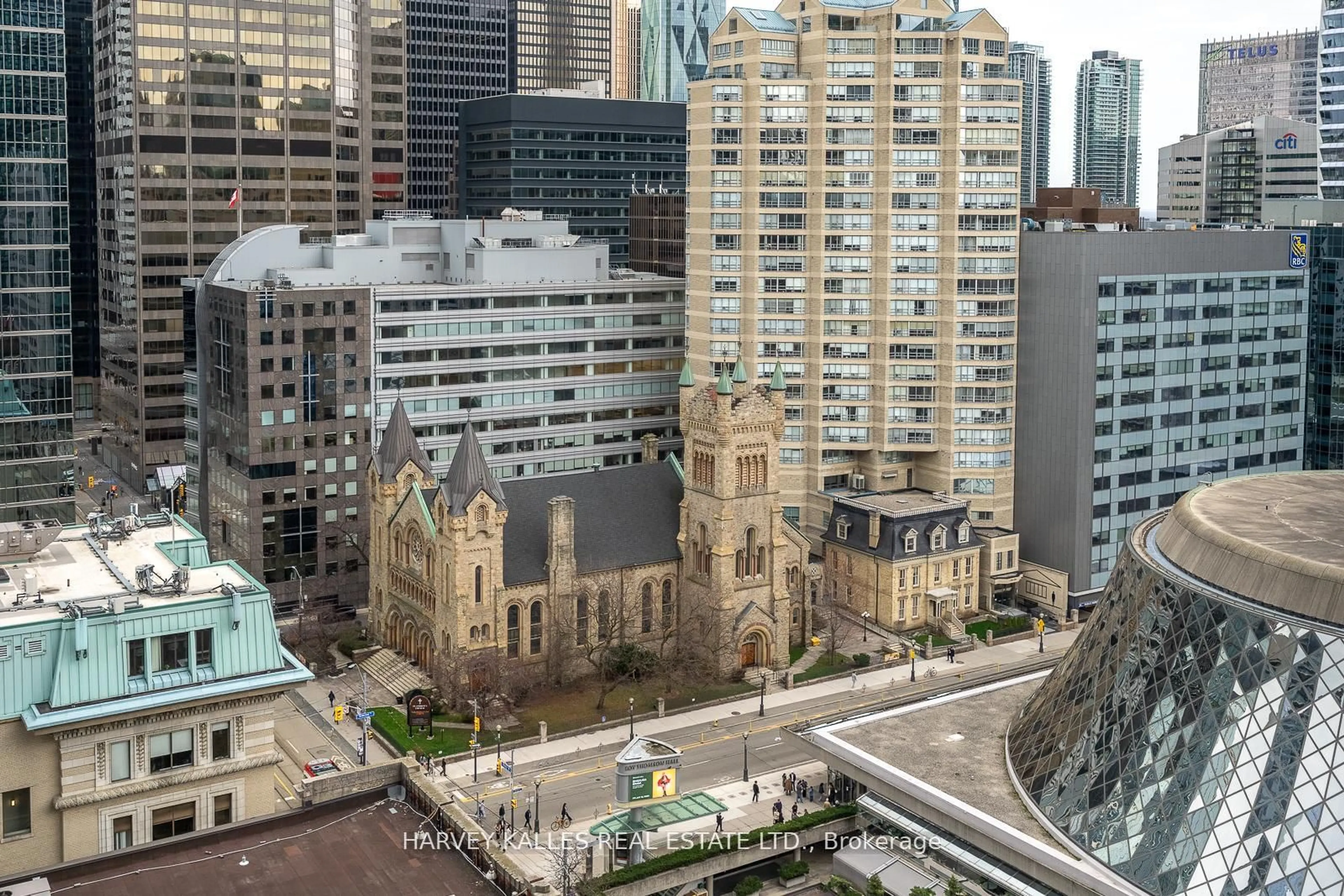 A pic from outside/outdoor area/front of a property/back of a property/a pic from drone, city buildings view from balcony for 224 King St #1507, Toronto Ontario M5H 0A6