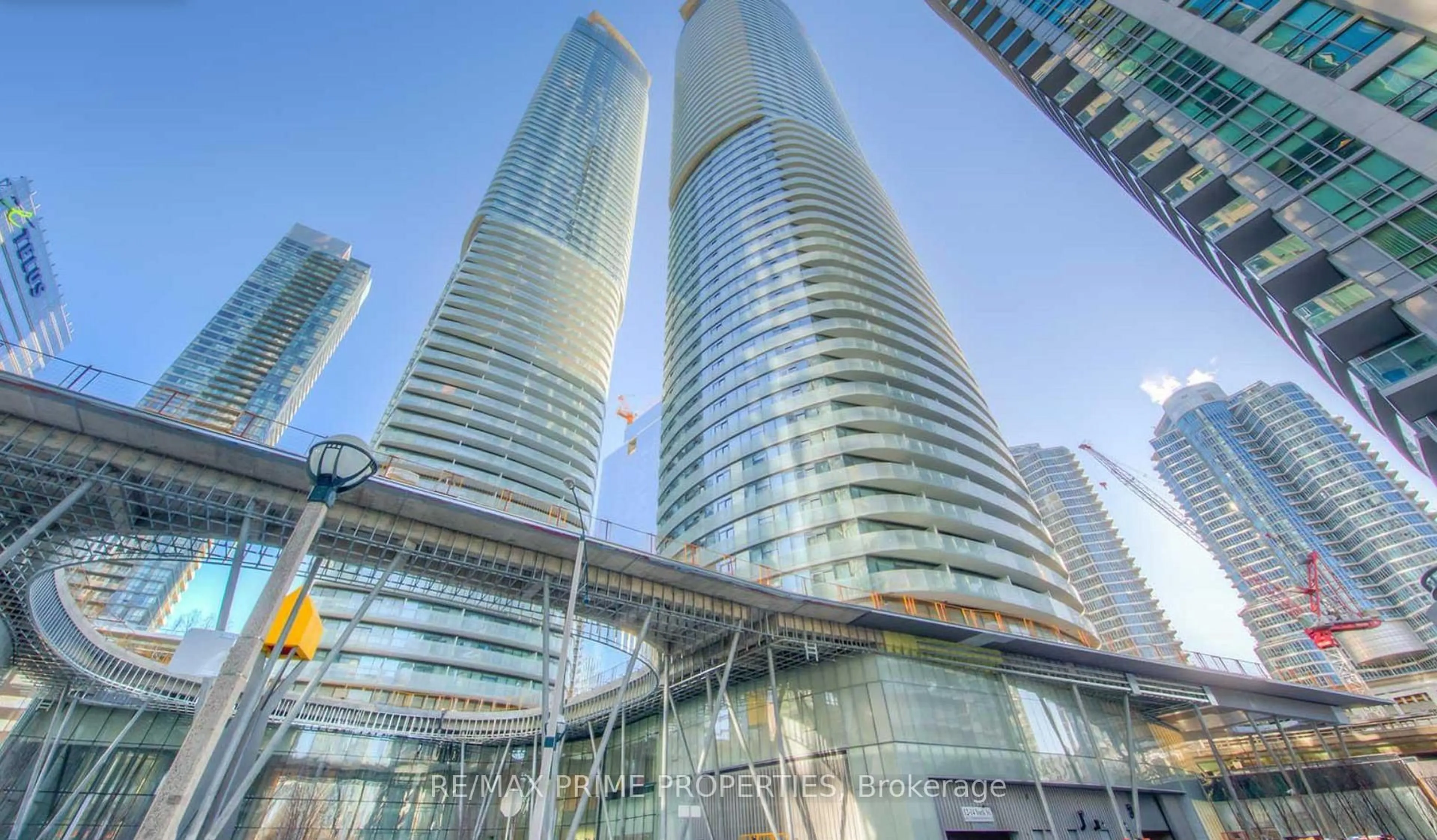 Unknown for 14 York St #1605, Toronto Ontario M5J 0B1