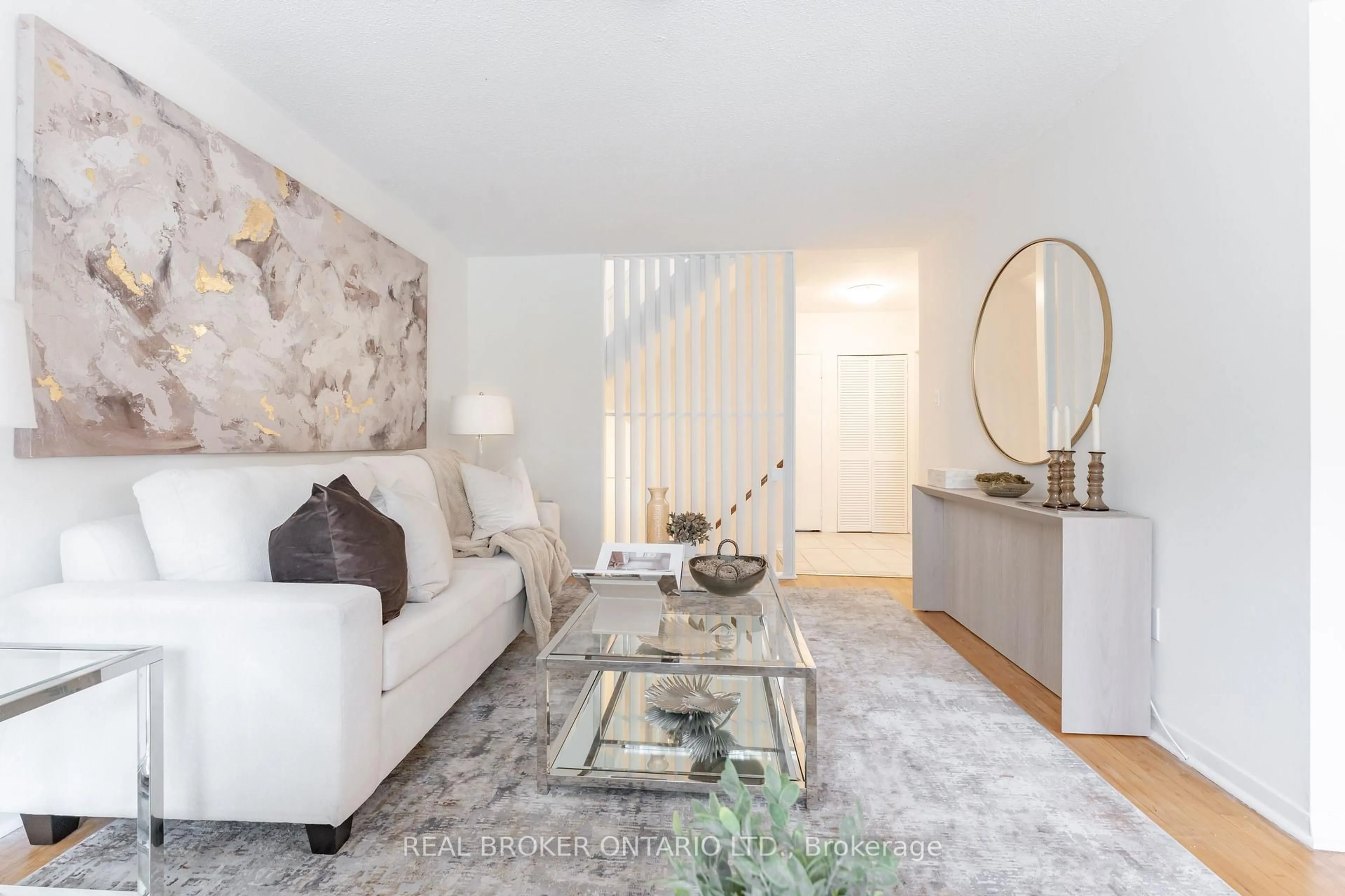 Living room with furniture, unknown for 10 Leith Hill Rd #15, Toronto Ontario M2J 1Z2