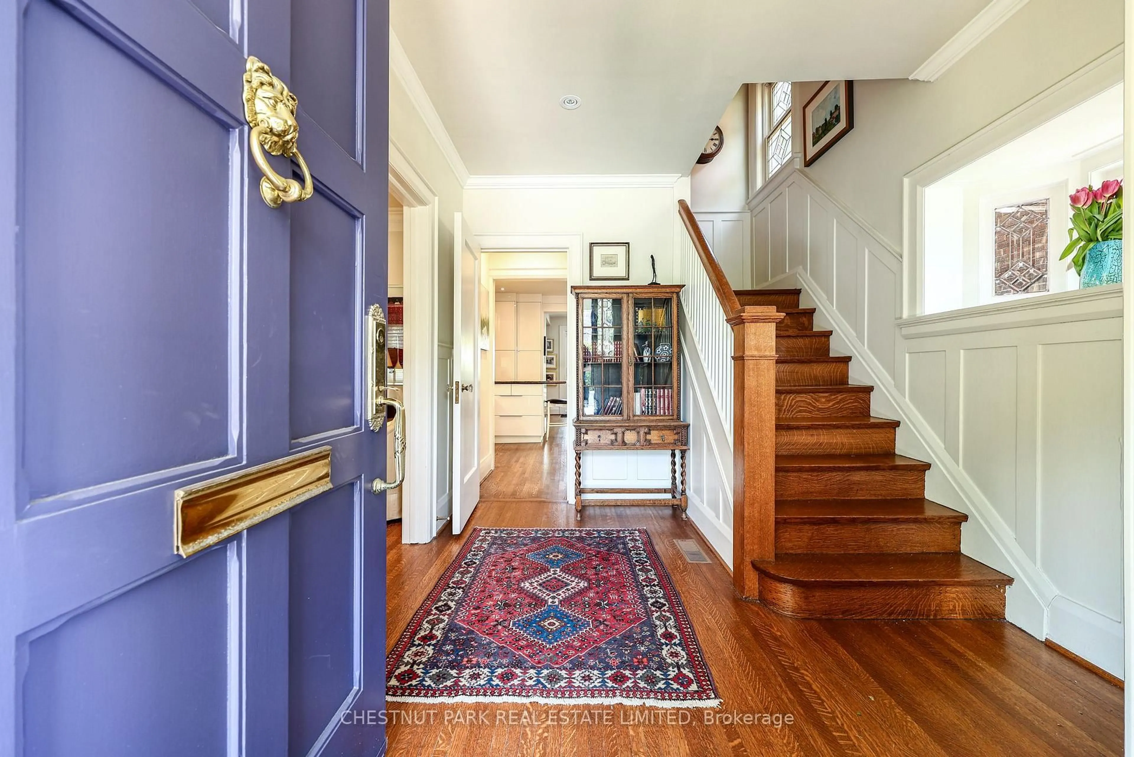 Indoor entryway for 74 Chatsworth Dr, Toronto Ontario M4R 1R7