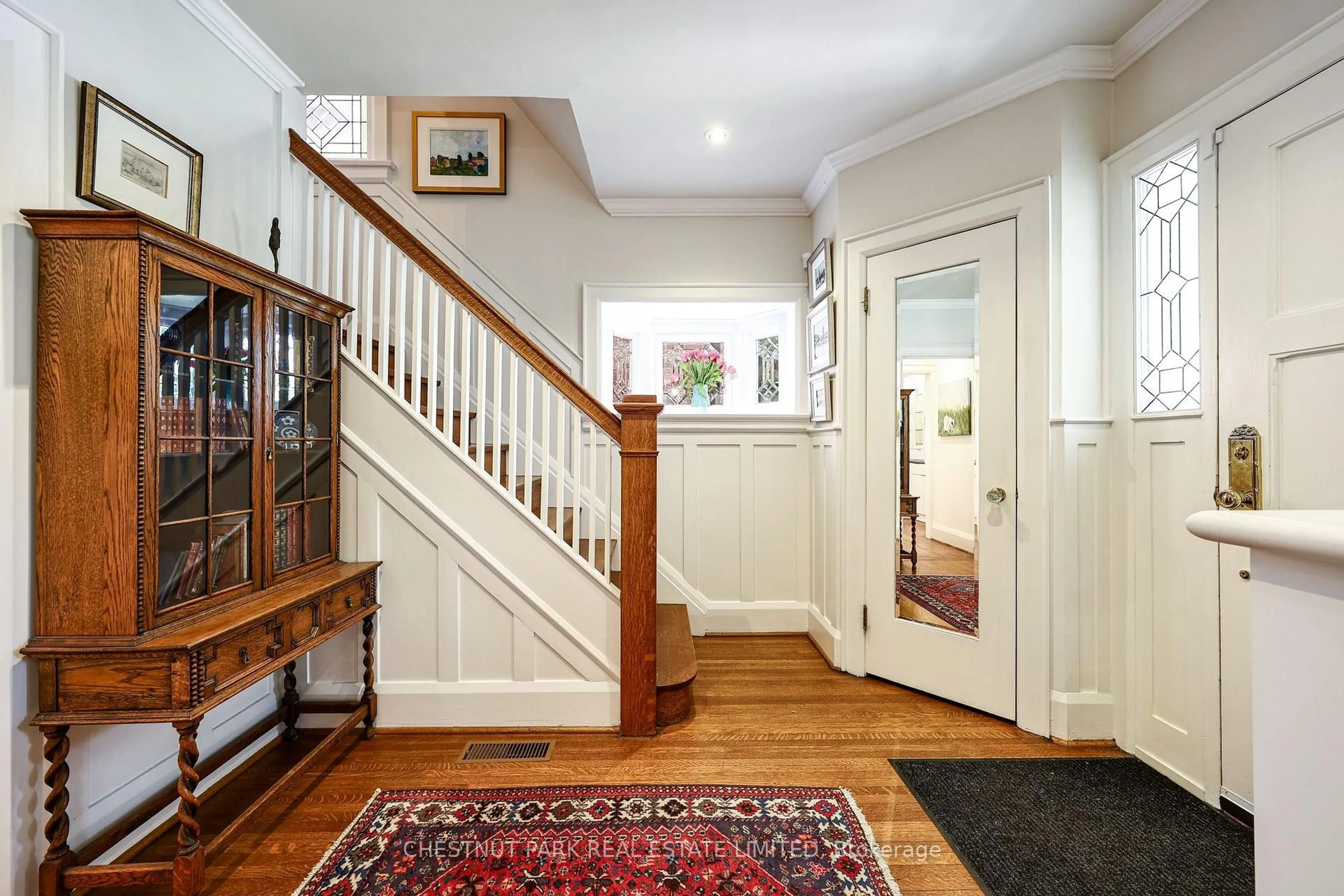 Indoor entryway for 74 Chatsworth Dr, Toronto Ontario M4R 1R7