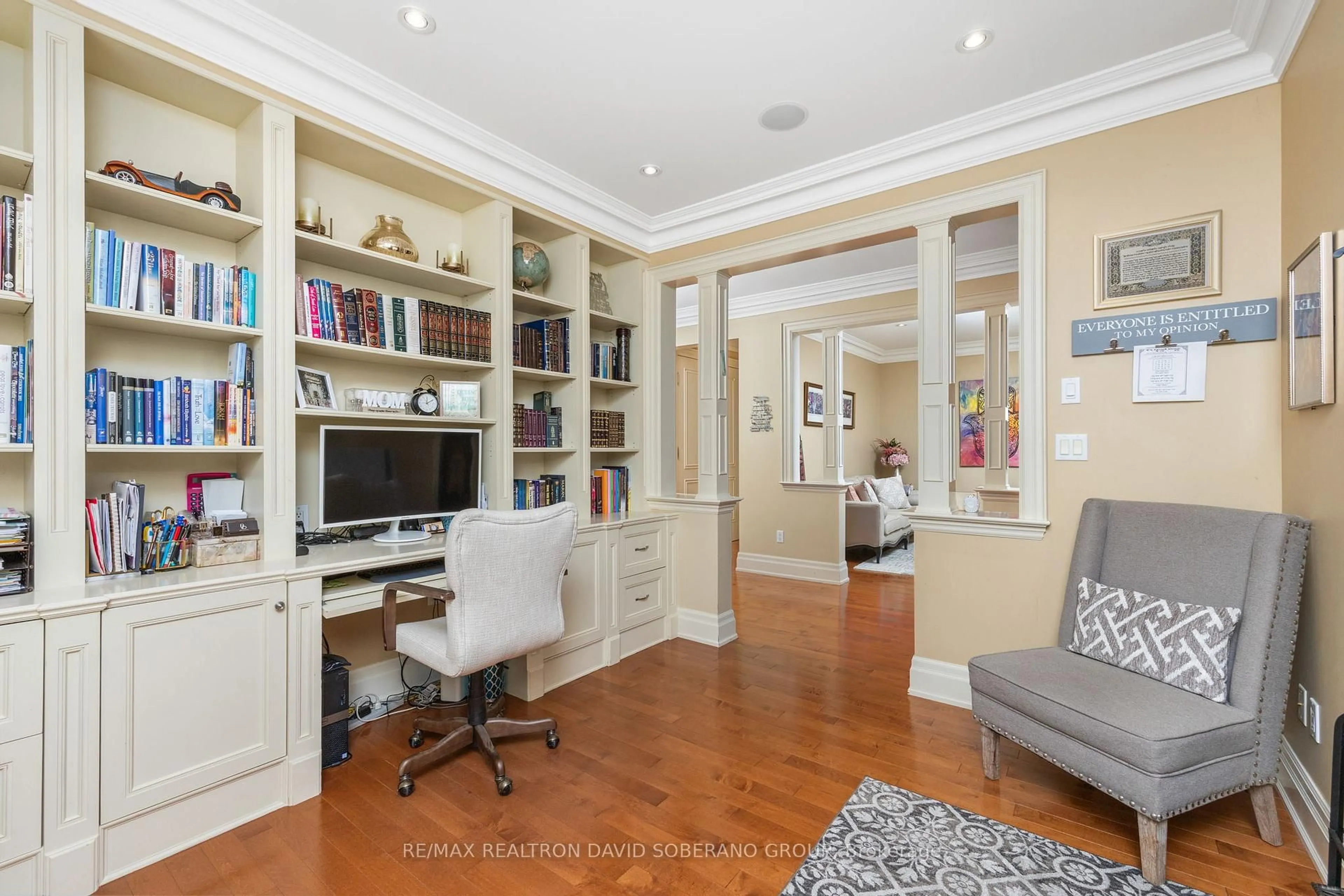 Unknown for 17 Marwill St, Toronto Ontario M3H 3L2