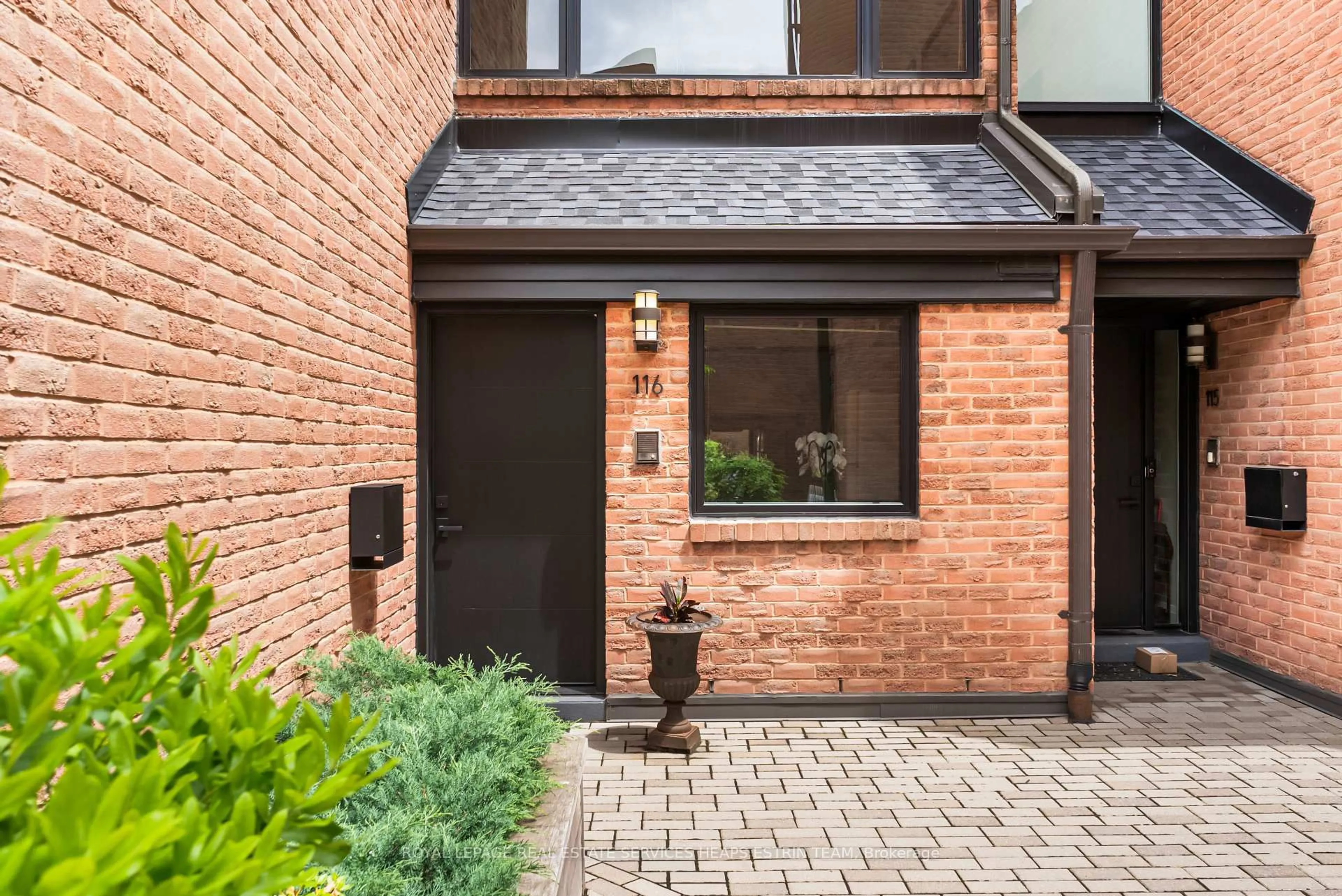 Home with brick exterior material, street for 10 Walker Ave #116, Toronto Ontario M4V 1G2