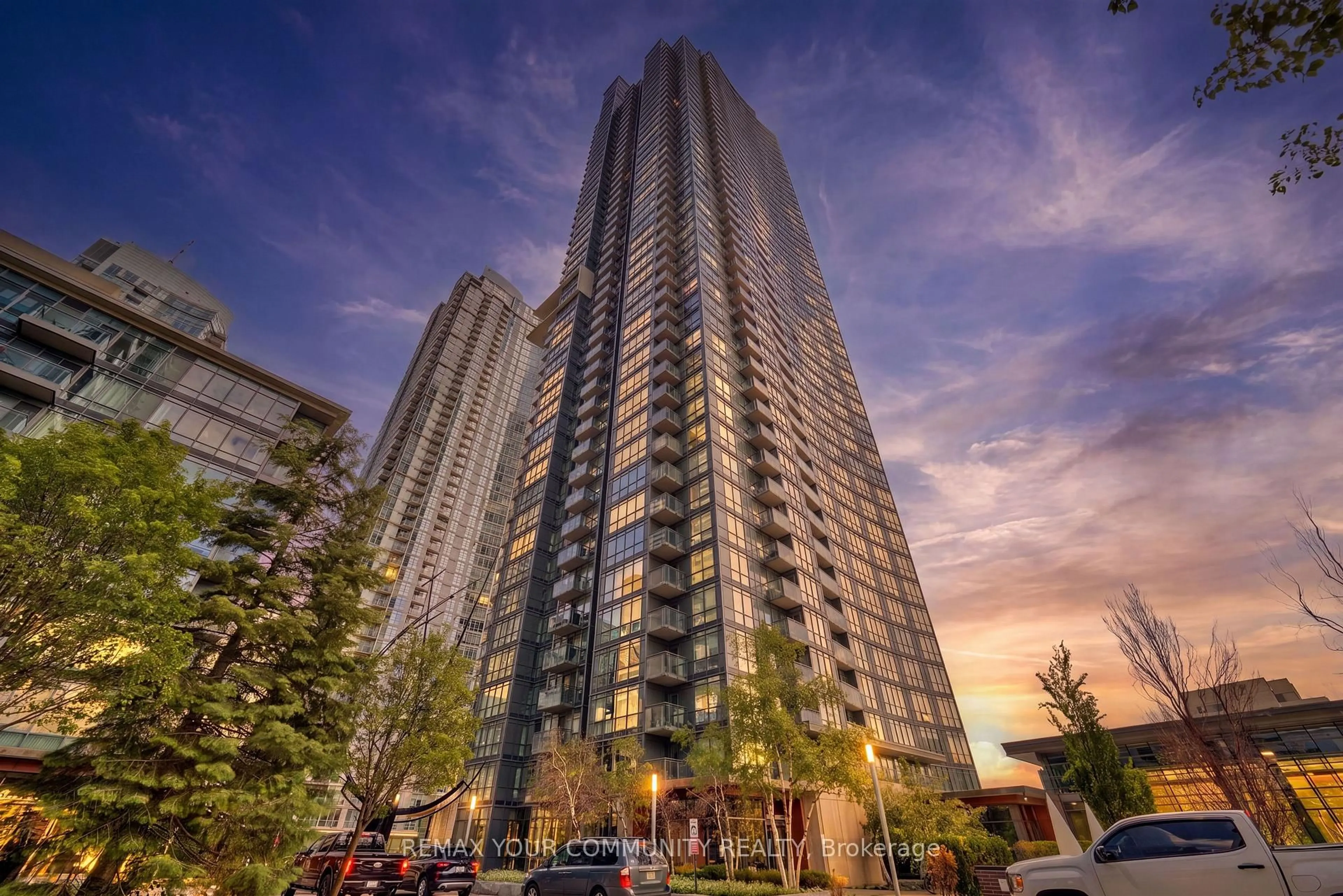 Unknown for 11 Brunel Crt #2809, Toronto Ontario M5V 3Y3