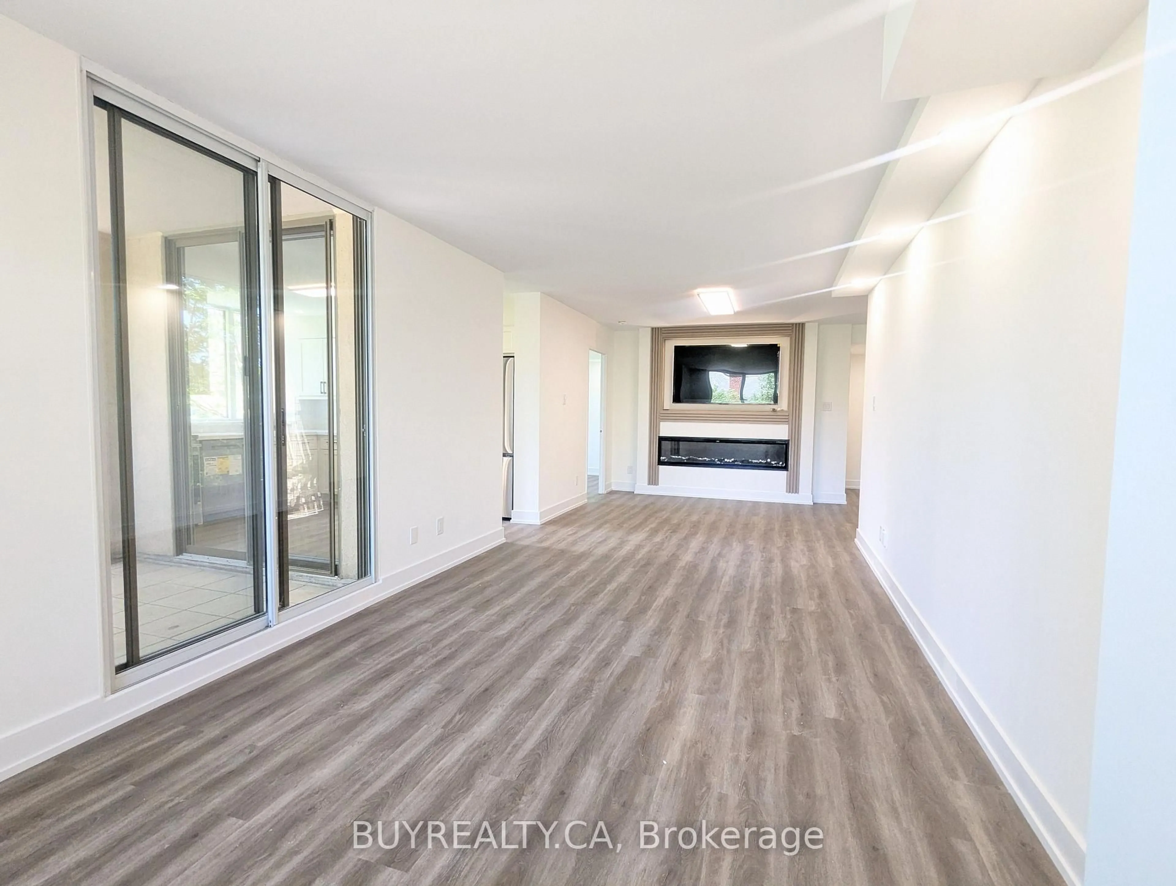 Unknown for 256 Doris Ave #308, Toronto Ontario M2N 6X8