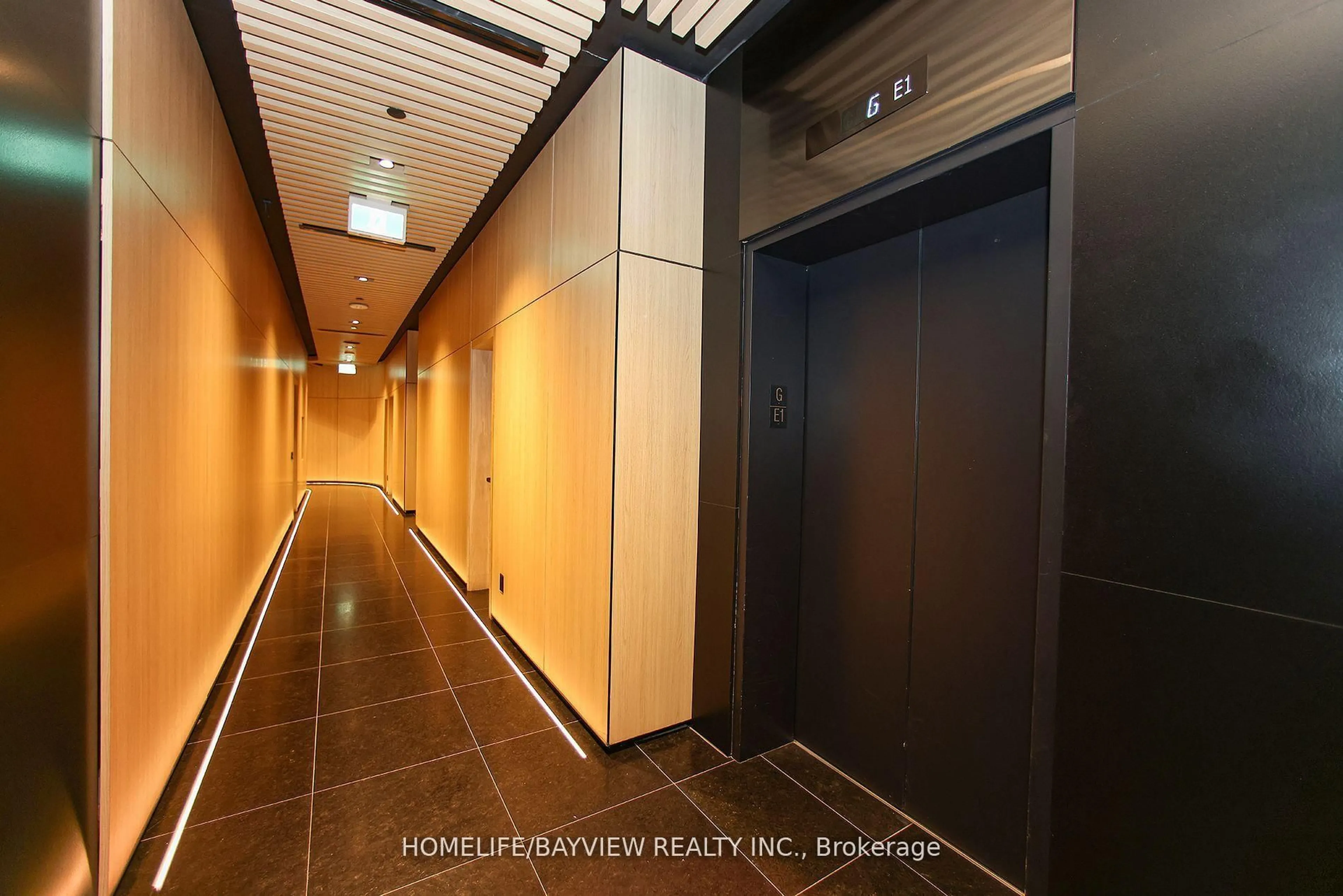 Indoor foyer for 15 Mercer St #PH03, Toronto Ontario M5V 0T8