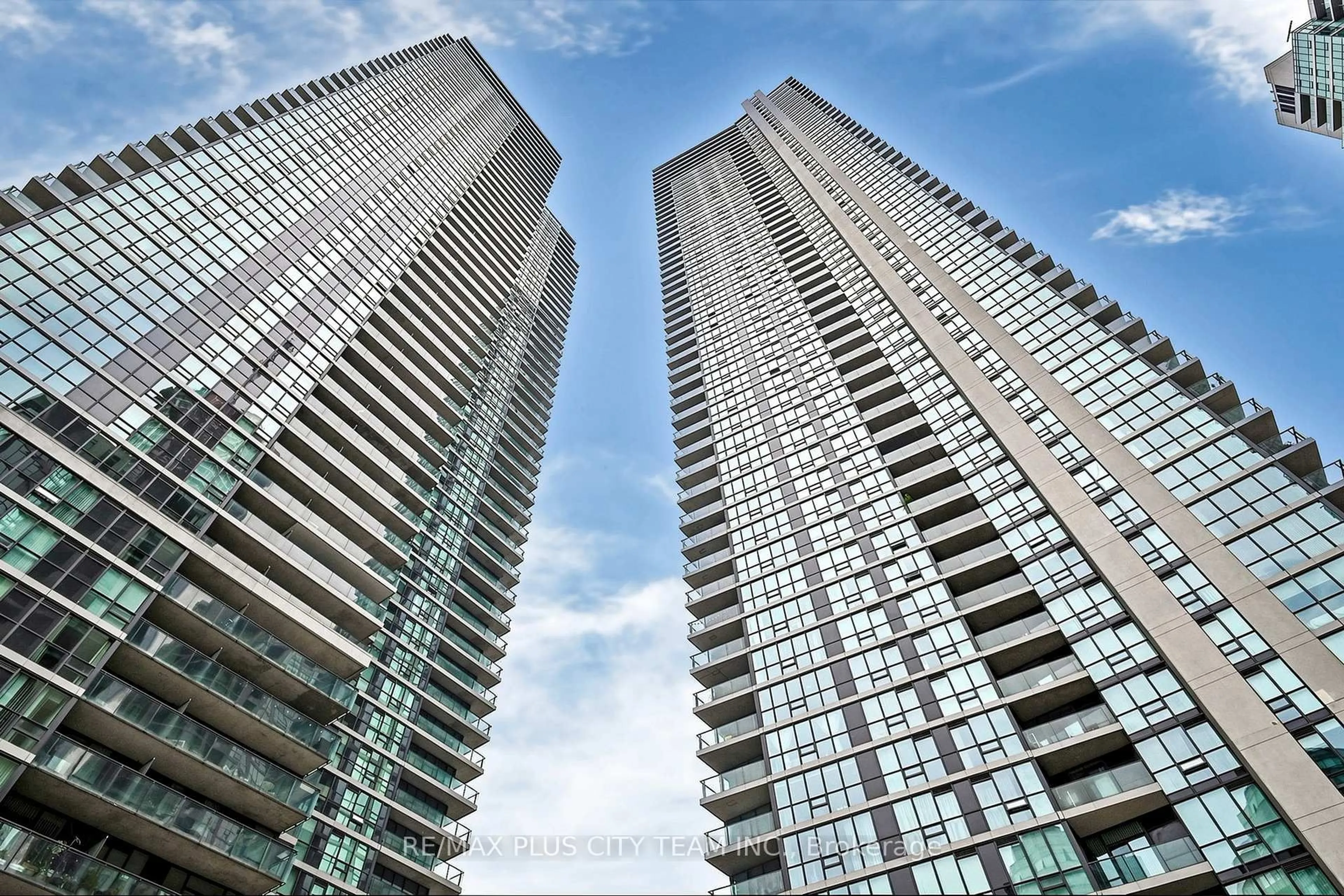 Unknown for 18 Harbour St #1206, Toronto Ontario M5J 2Z6