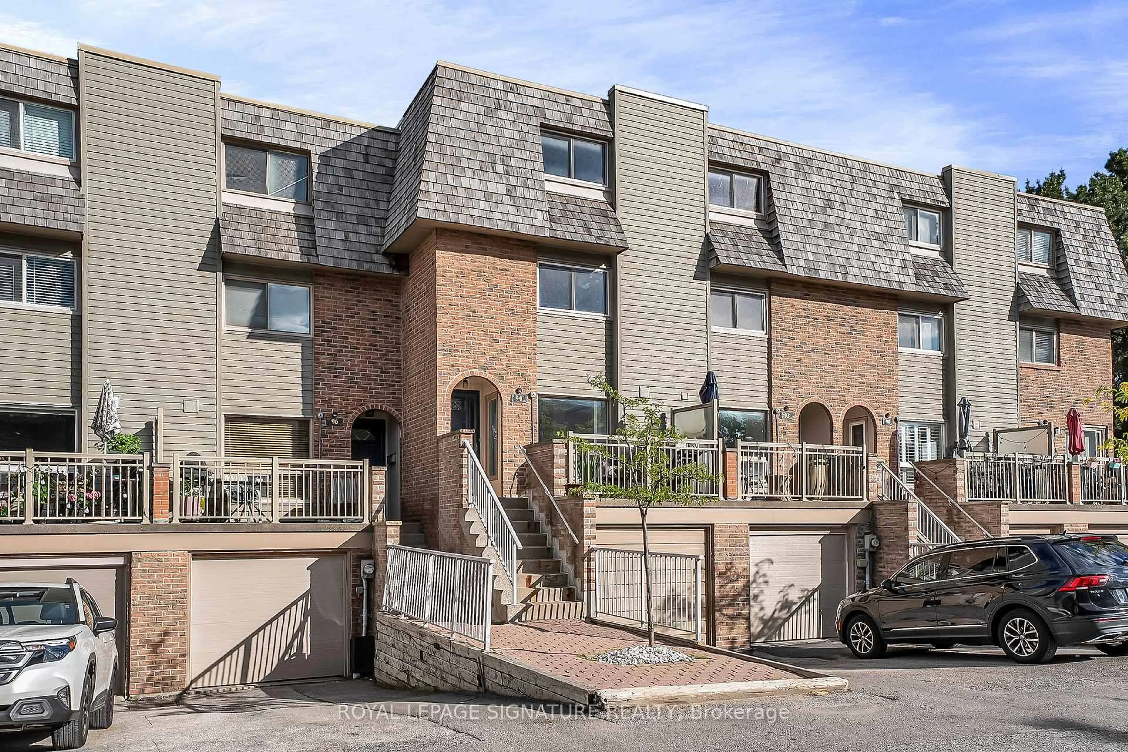 Unknown for 94 Dutch Myrtle Way, Toronto Ontario M3B 3K8