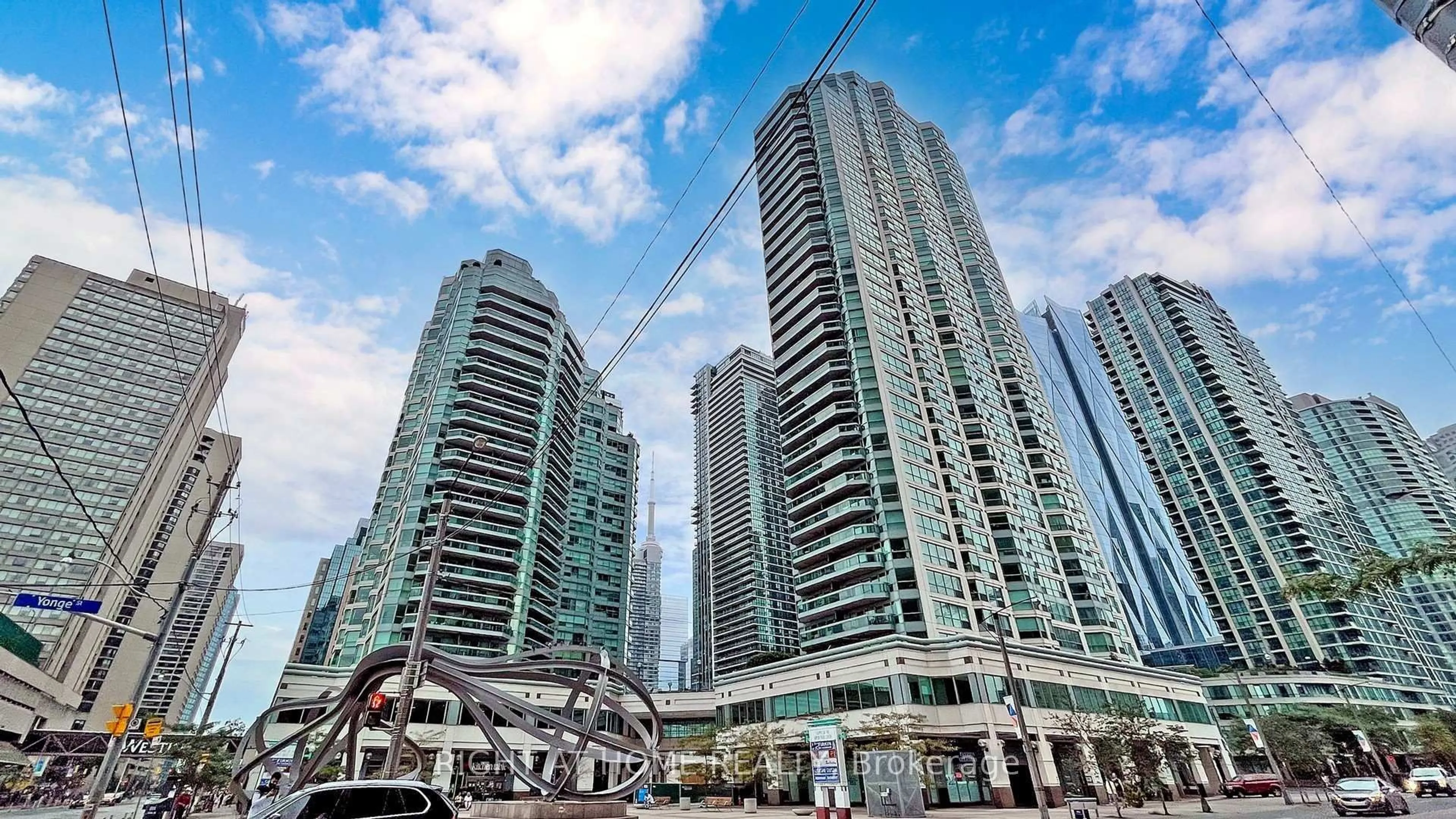 Unknown for 10 Yonge St #1706, Toronto Ontario M5E 1R4