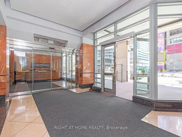 10 Yonge St #1706, Toronto 2