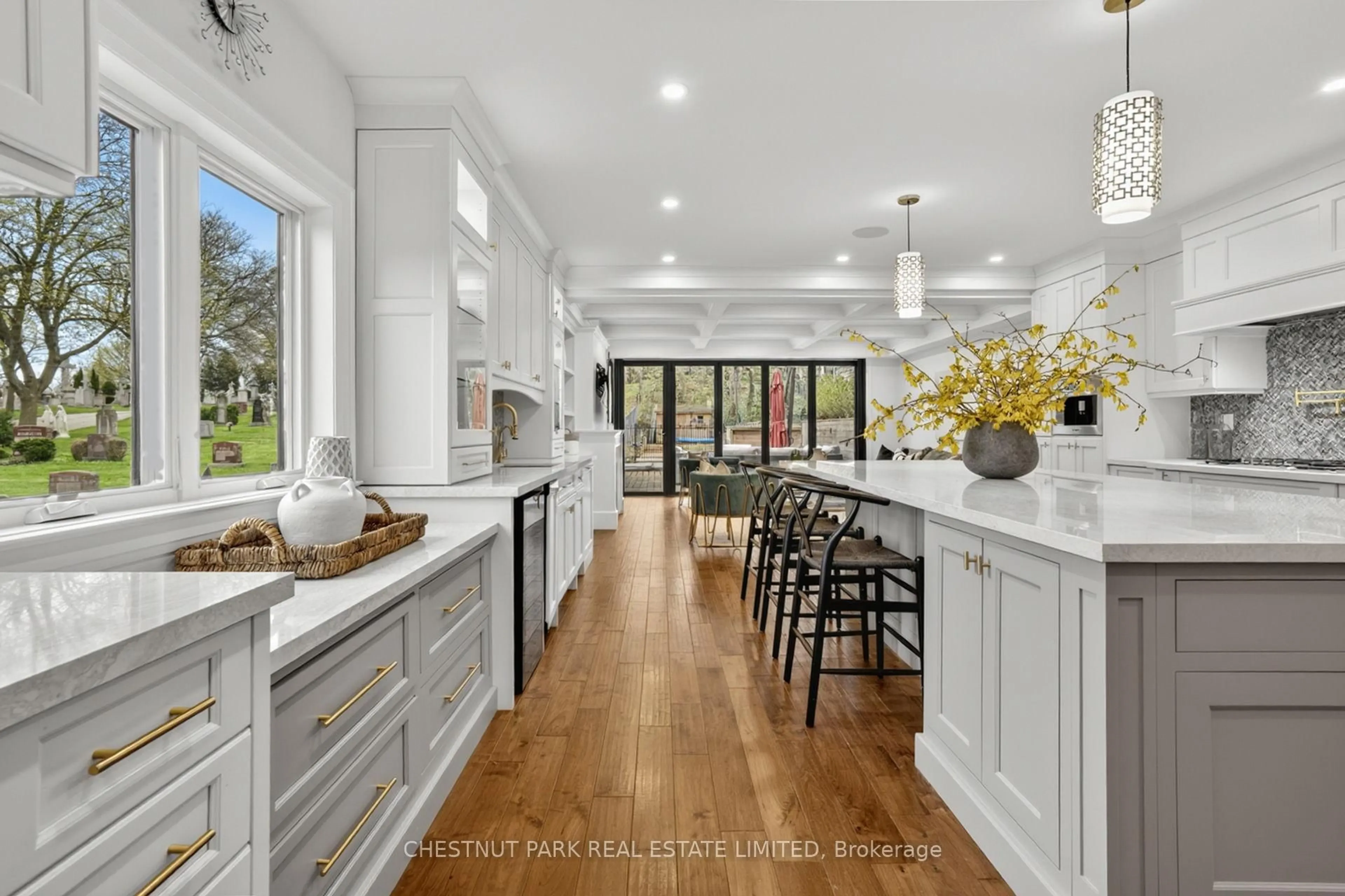 Open concept kitchen, ceramic/tile floor for 411 Keewatin Ave, Toronto Ontario M4P 2A4
