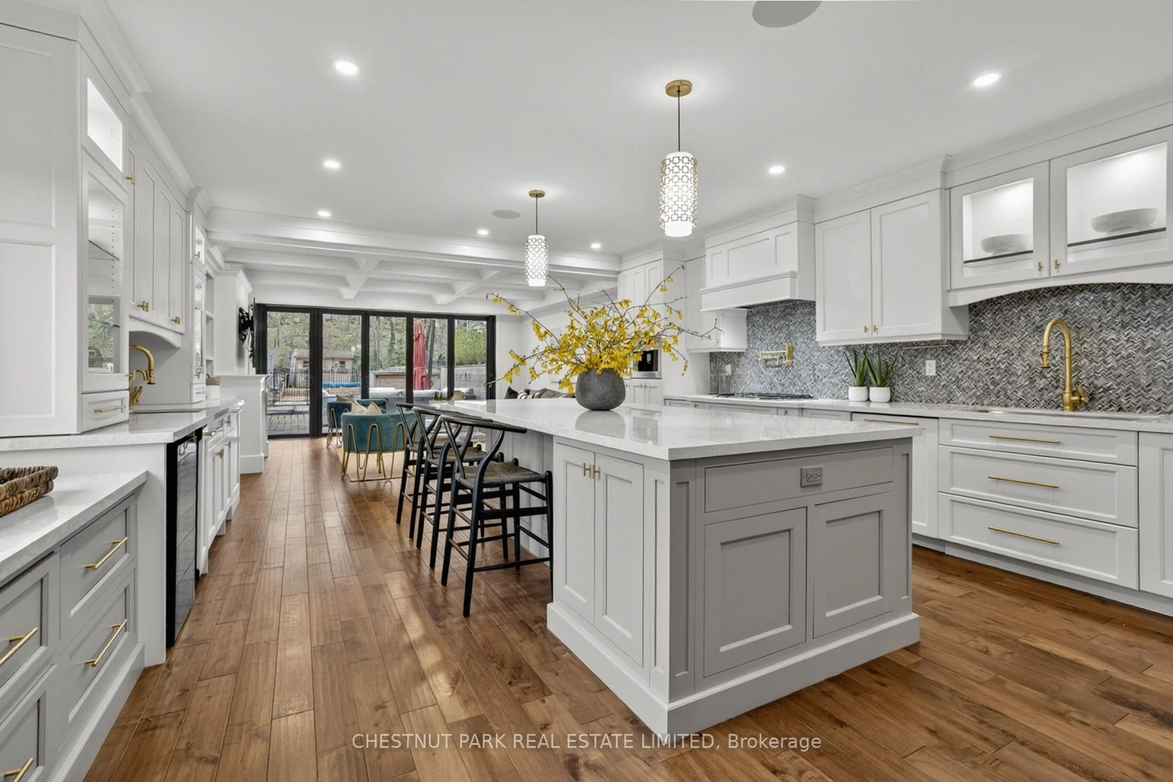 Open concept kitchen, ceramic/tile floor for 411 Keewatin Ave, Toronto Ontario M4P 2A4
