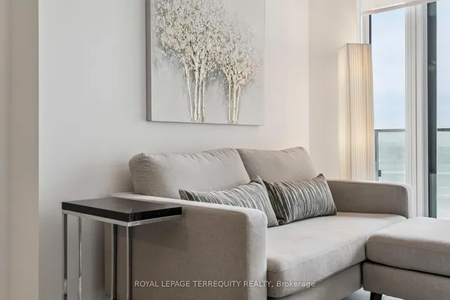 8 Tippett Rd #809, Toronto 2