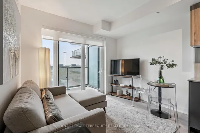 8 Tippett Rd #809, Toronto 4