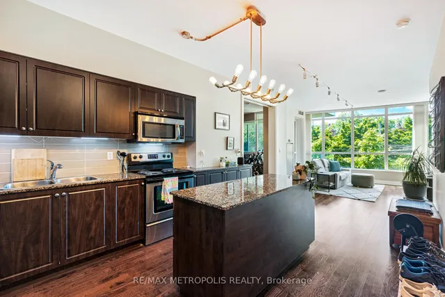 215 Fort York Blvd #208, Toronto 2