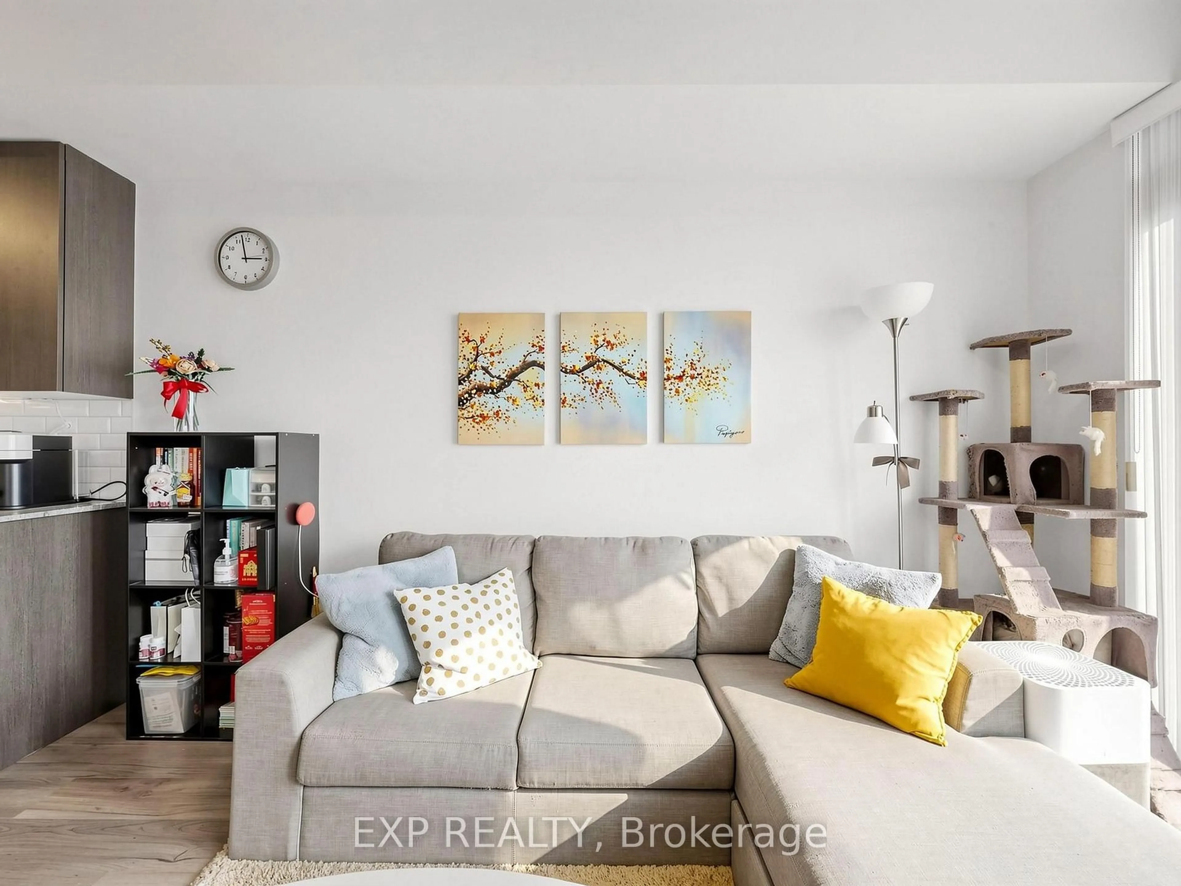 Living room with furniture, unknown for 50 Ann O'reilly Rd #910, Toronto Ontario M2J 0C9