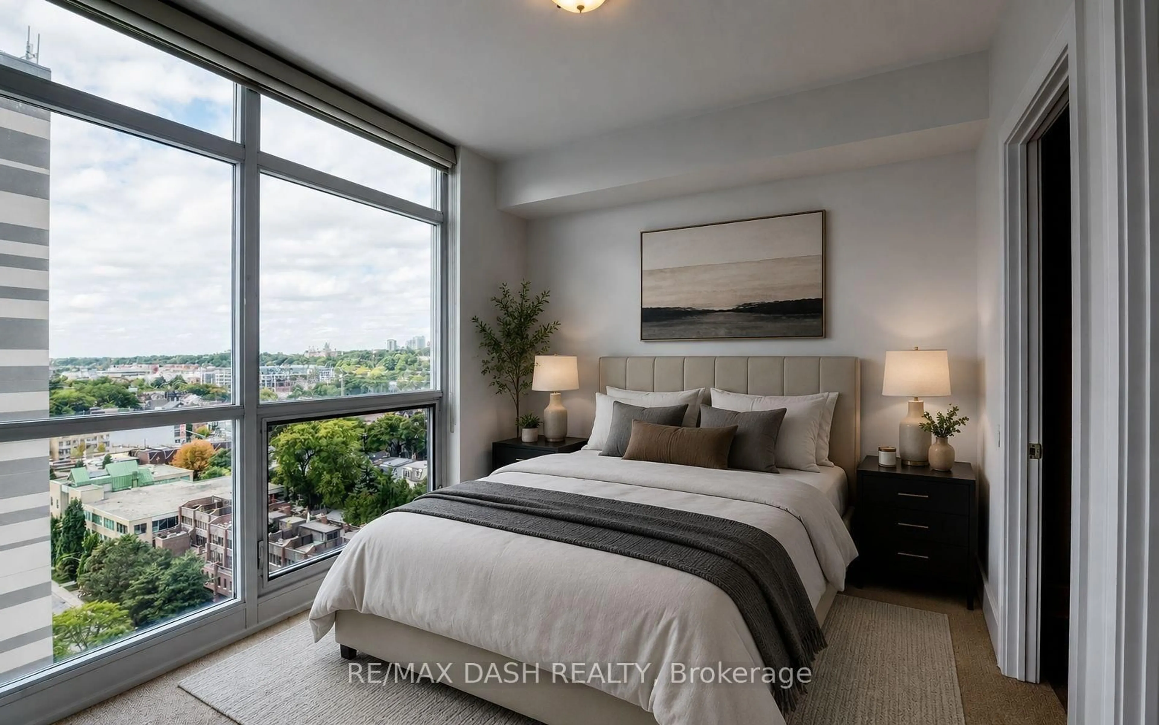 Bedroom with bed, unknown for 170 Avenue Rd #1404, Toronto Ontario M5R 0A4