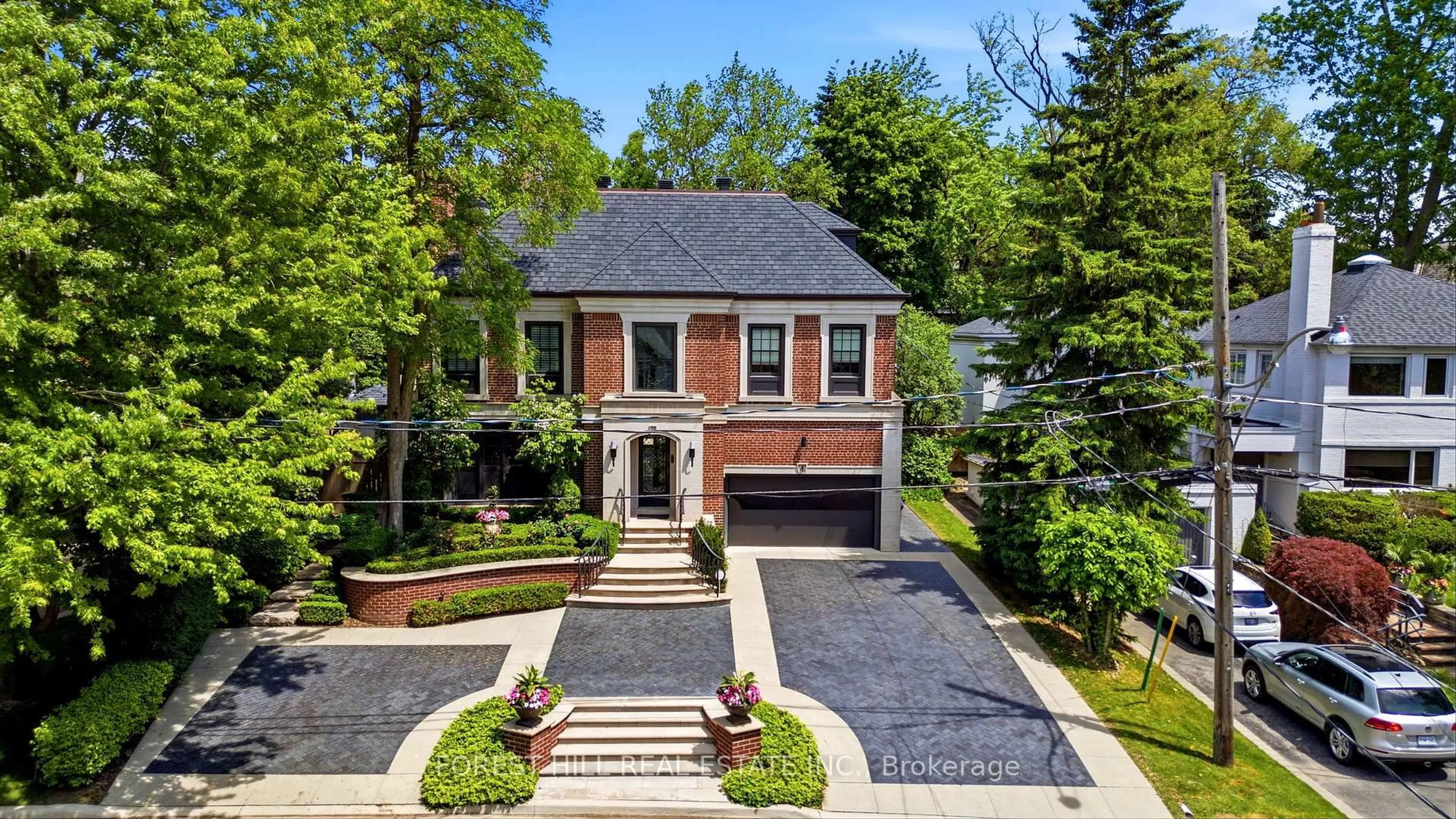 Home with brick exterior material, street for 4 Ridgewood Rd, Toronto Ontario M5P 1T5