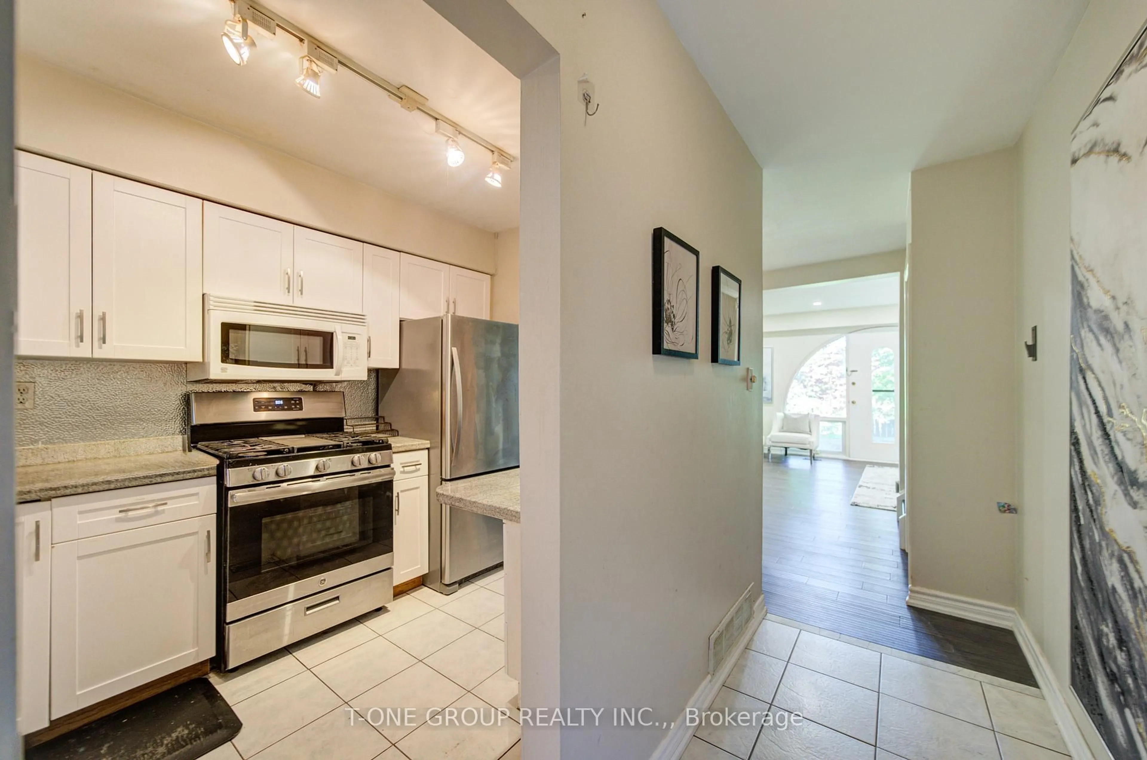 Unknown for 6 Esterbrooke Ave #94, Toronto Ontario M2J 2C2