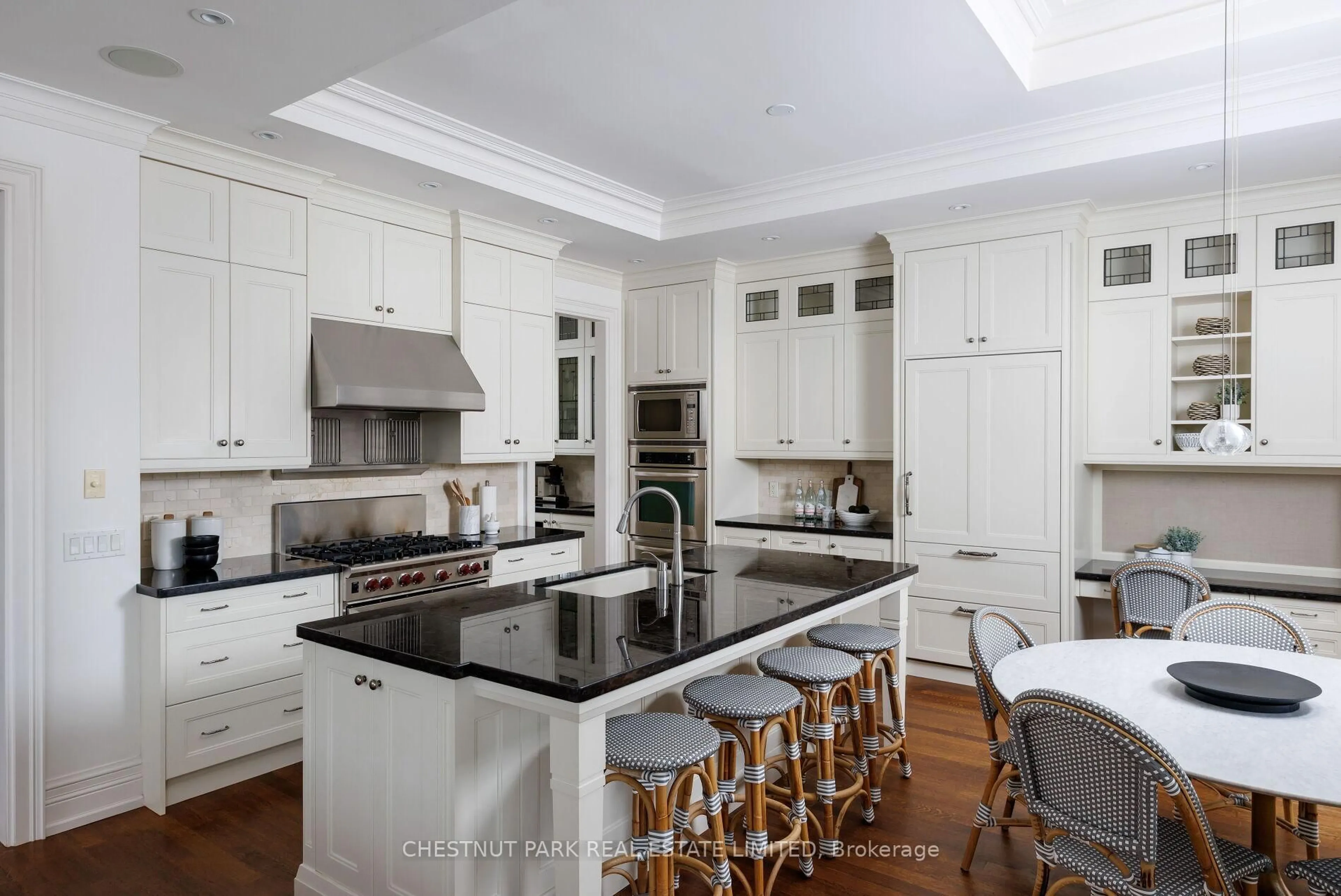 Open concept kitchen, ceramic/tile floor for 7 Strathgowan Cres, Toronto Ontario M4N 2Z6