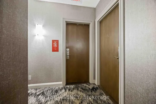21 Hillcrest Ave #3001, Toronto 4