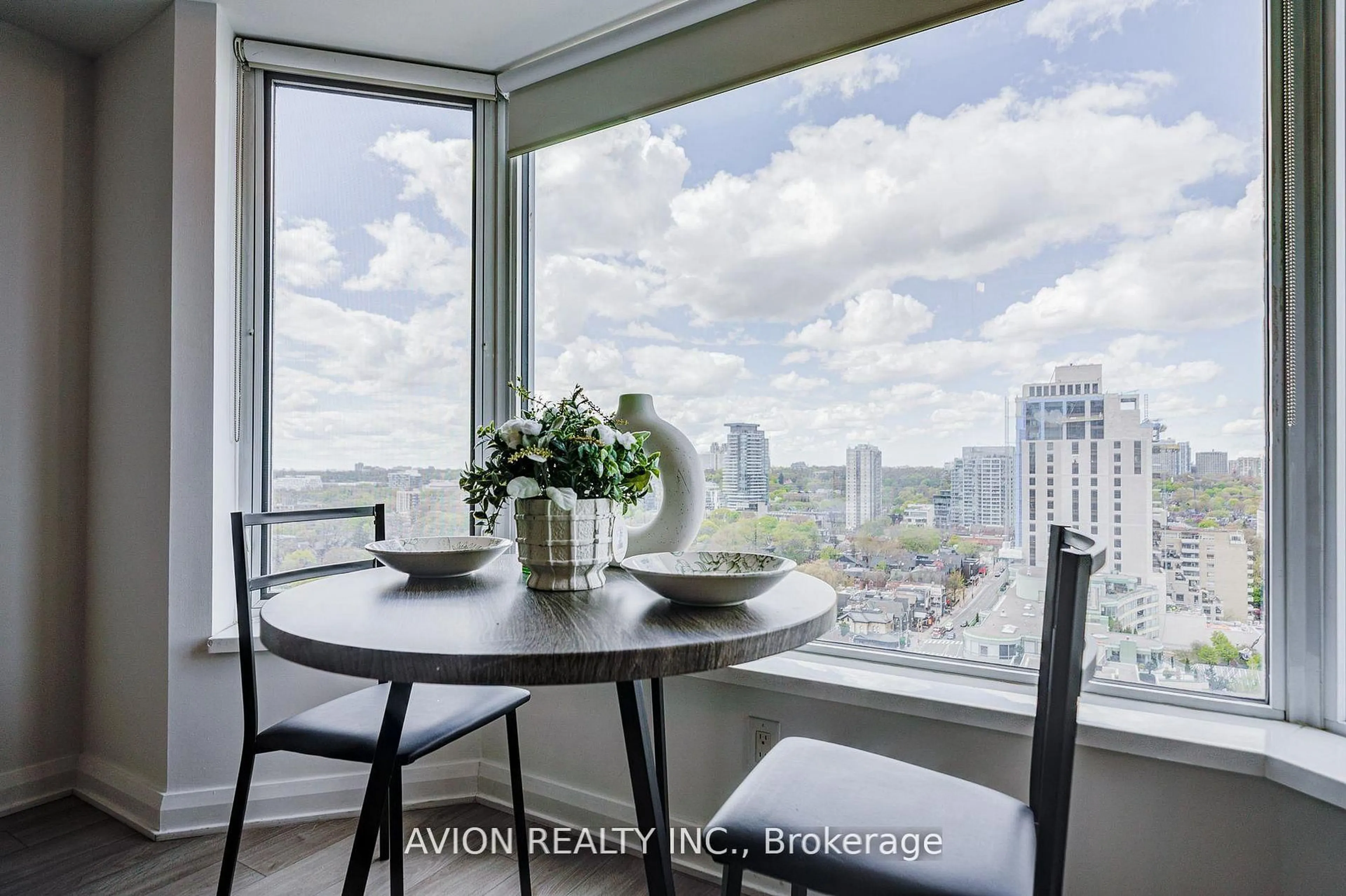 Unknown for 155 Yorkville Ave #1920, Toronto Ontario M5R 0B4