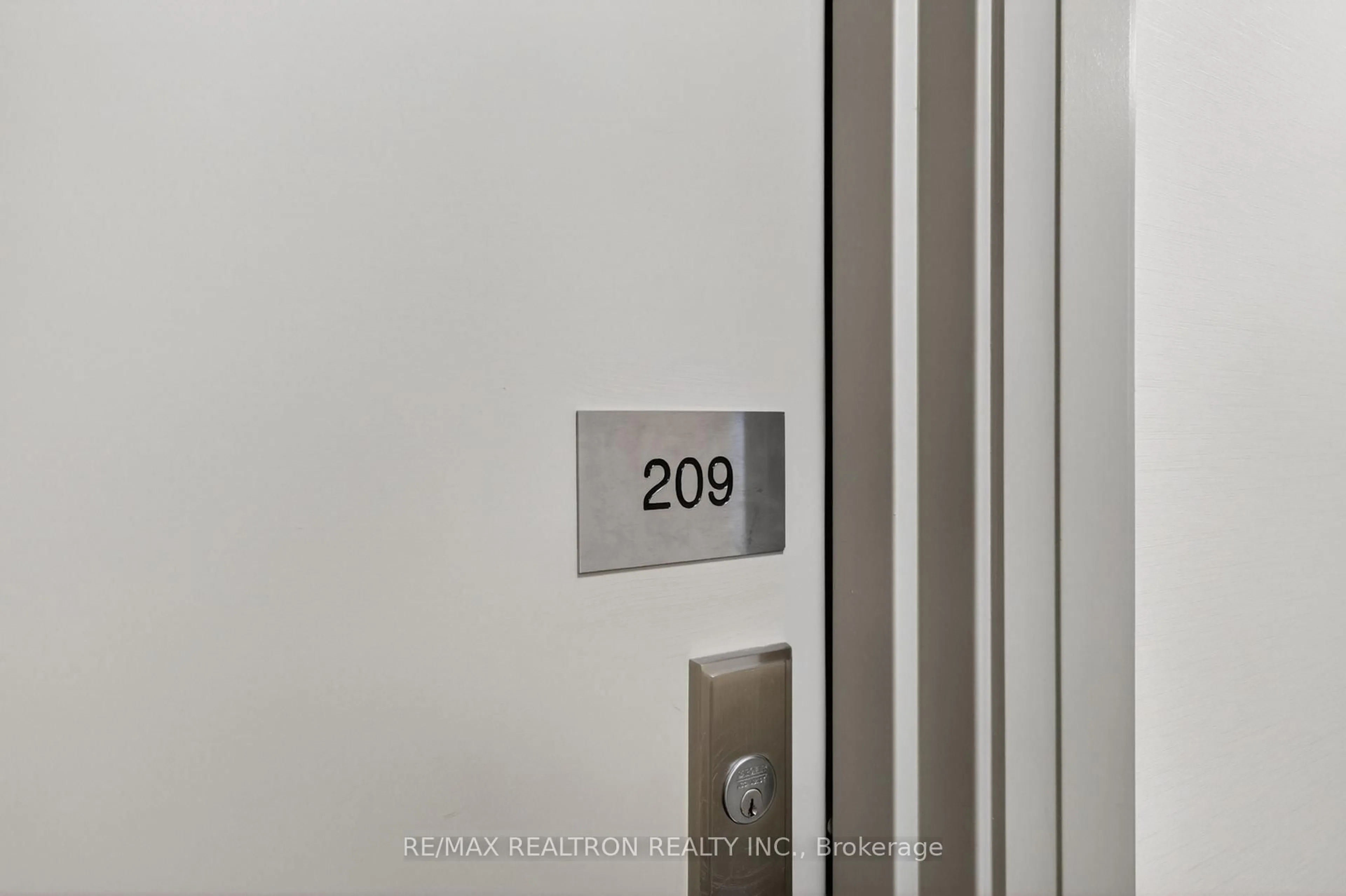 Unknown for 275 Yorkland Rd #209, Toronto Ontario M2J 0B3