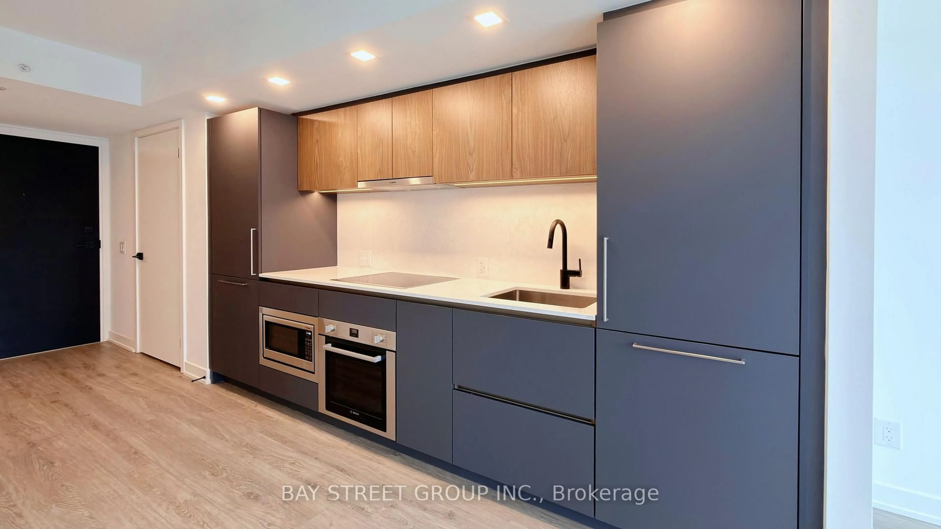 Unknown for 609 Sherbourne St #1211, Toronto Ontario M4X 0A4
