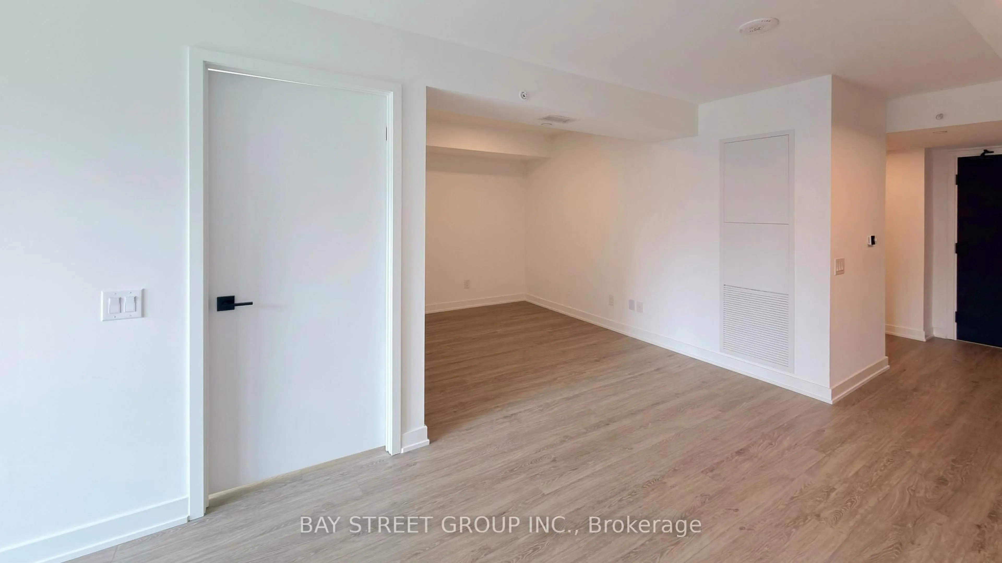 A pic of a room for 609 Sherbourne St #1211, Toronto Ontario M4X 0A4