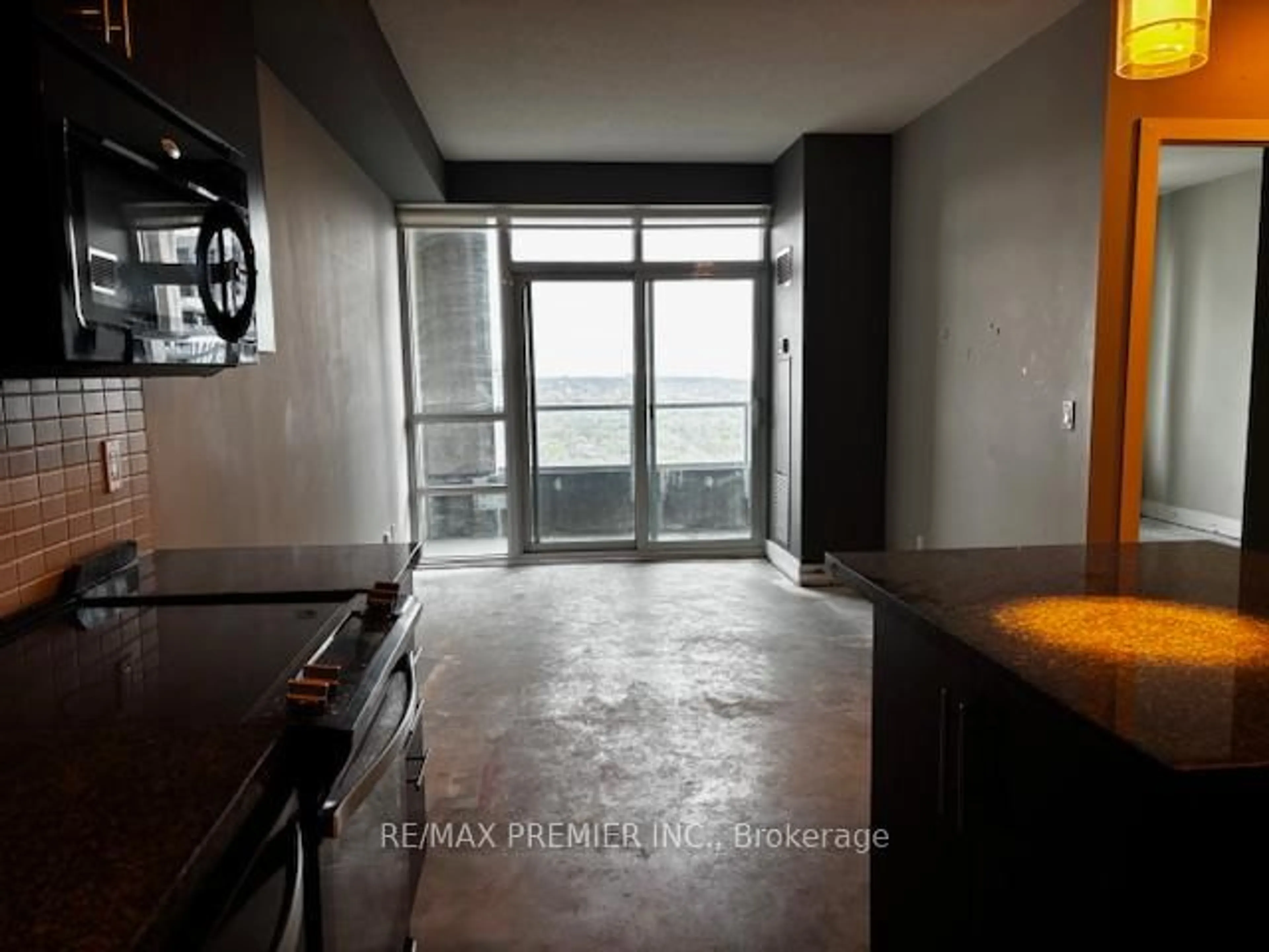 A pic of a room for 120 Homewood Ave #2805, Toronto Ontario M4Y 2J3