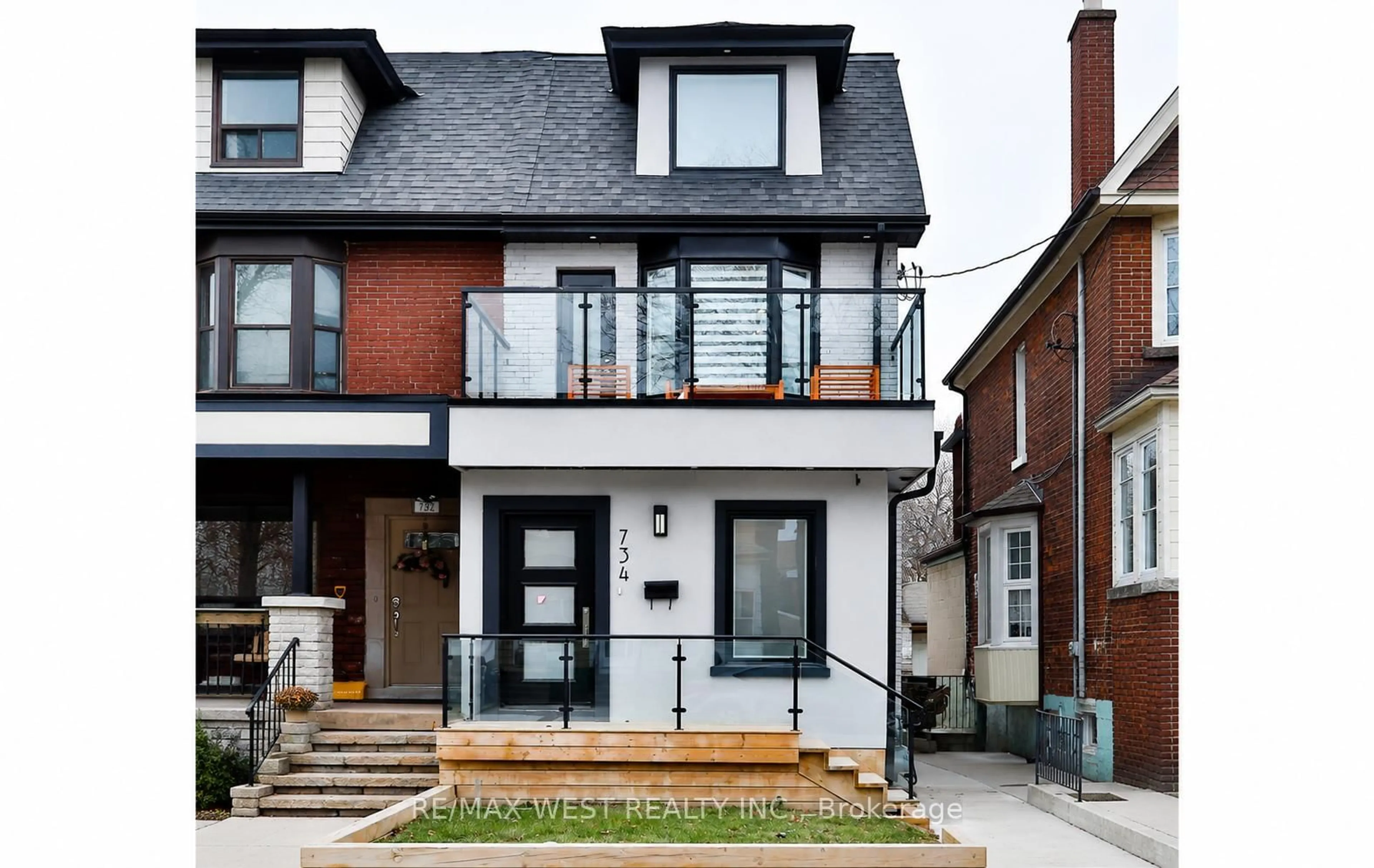 Home with brick exterior material, street for 734 Shaw St, Toronto Ontario M6G 3L7