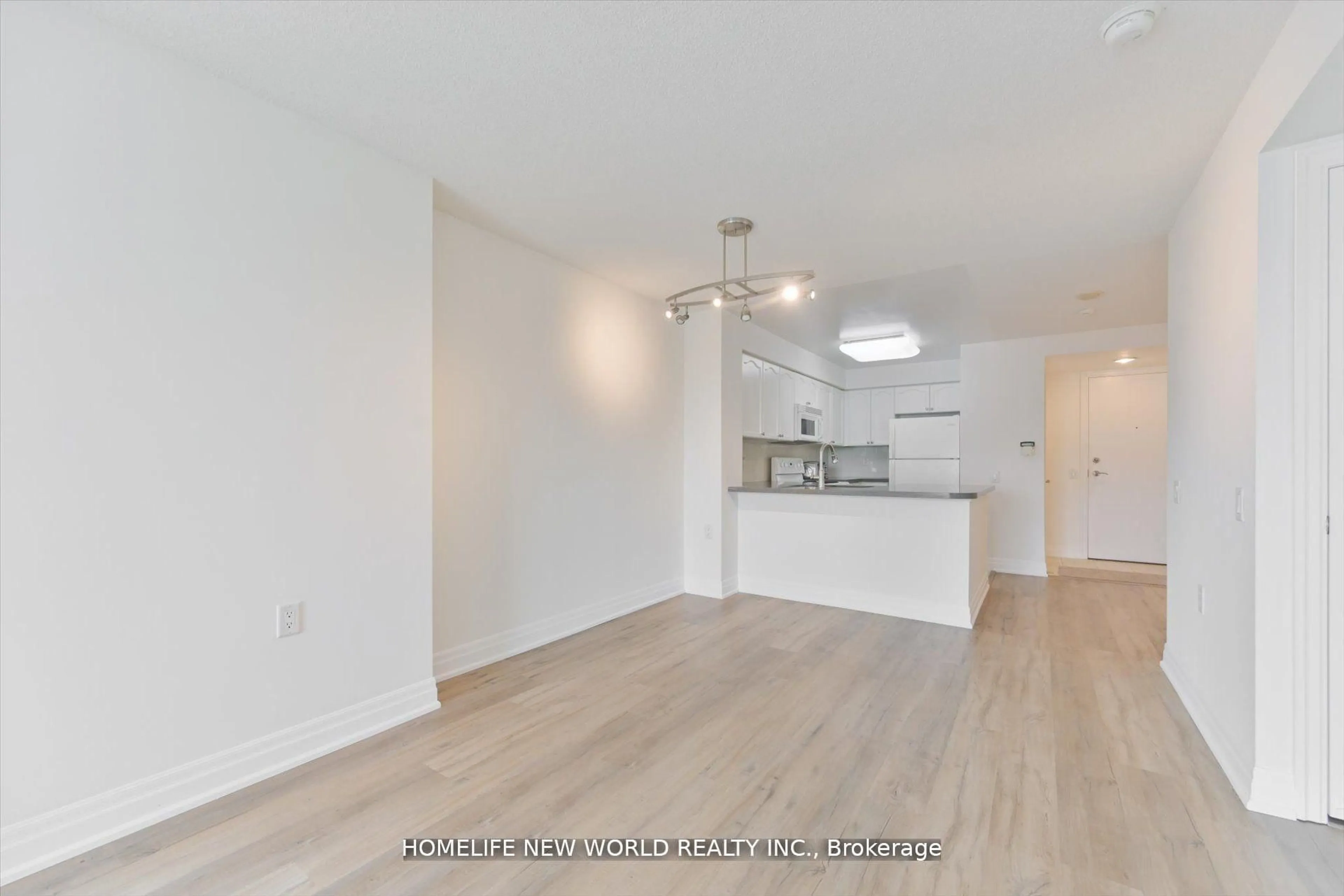 Unknown for 21 Hillcrest Ave #607, Toronto Ontario M2N 7K2