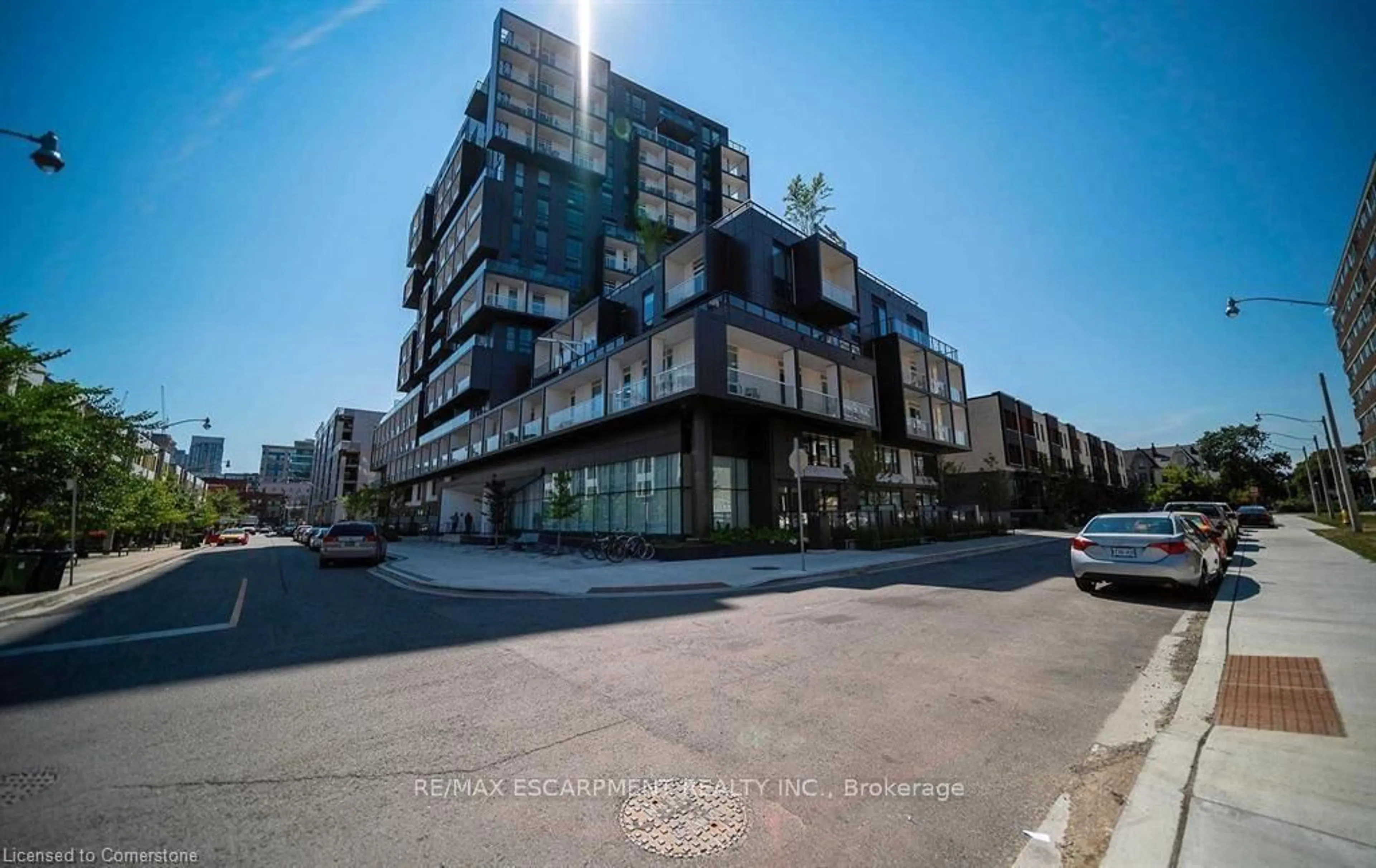 Unknown for 80 Vanauley St #120, Toronto Ontario M5T 0C9