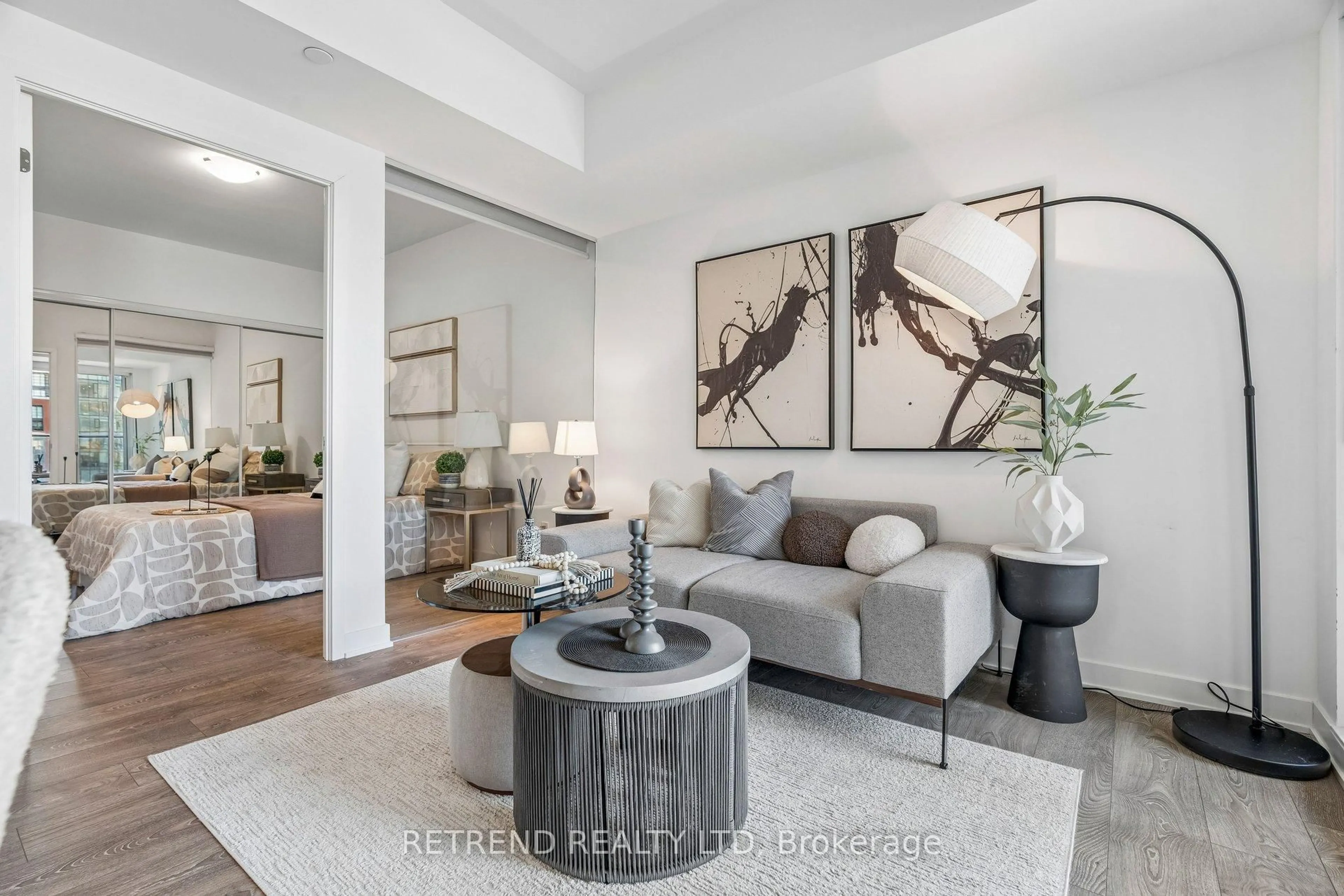 Living room with furniture, unknown for 543 Richmond St #1021, Toronto Ontario M5V 0W9