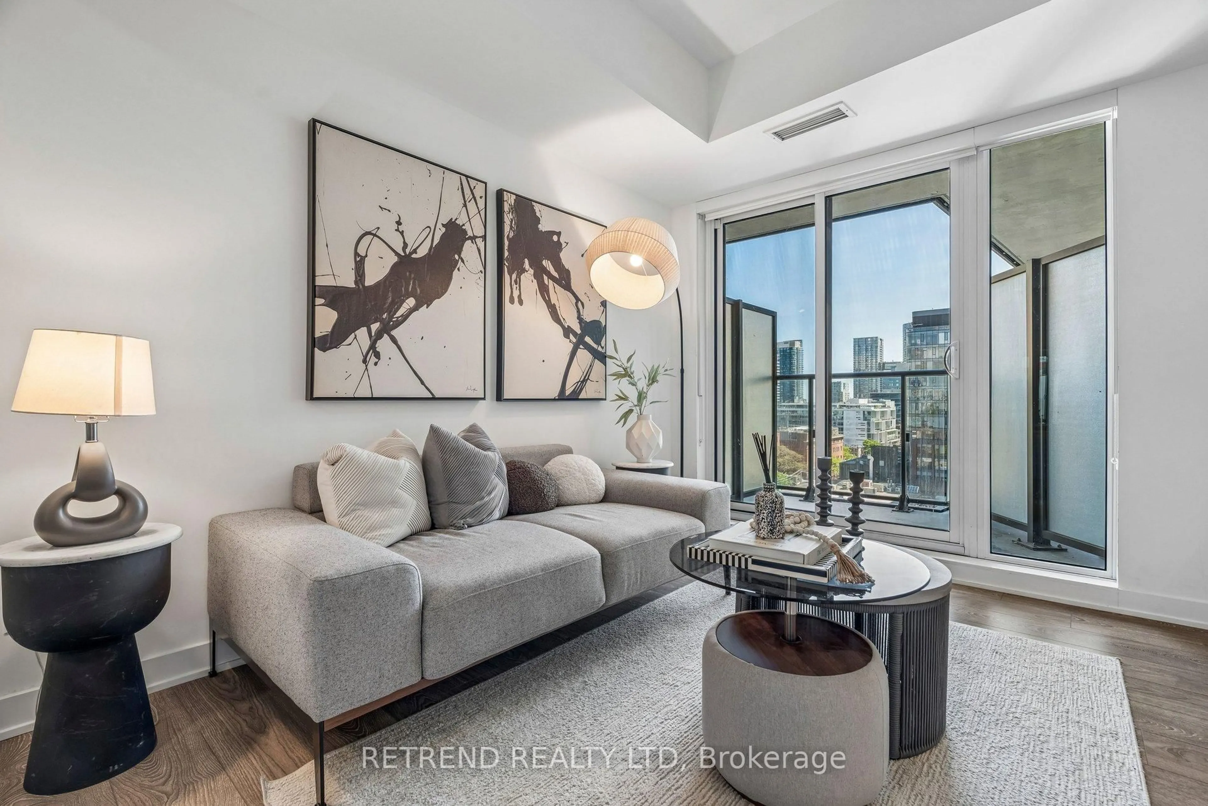 Living room with furniture, unknown for 543 Richmond St #1021, Toronto Ontario M5V 0W9