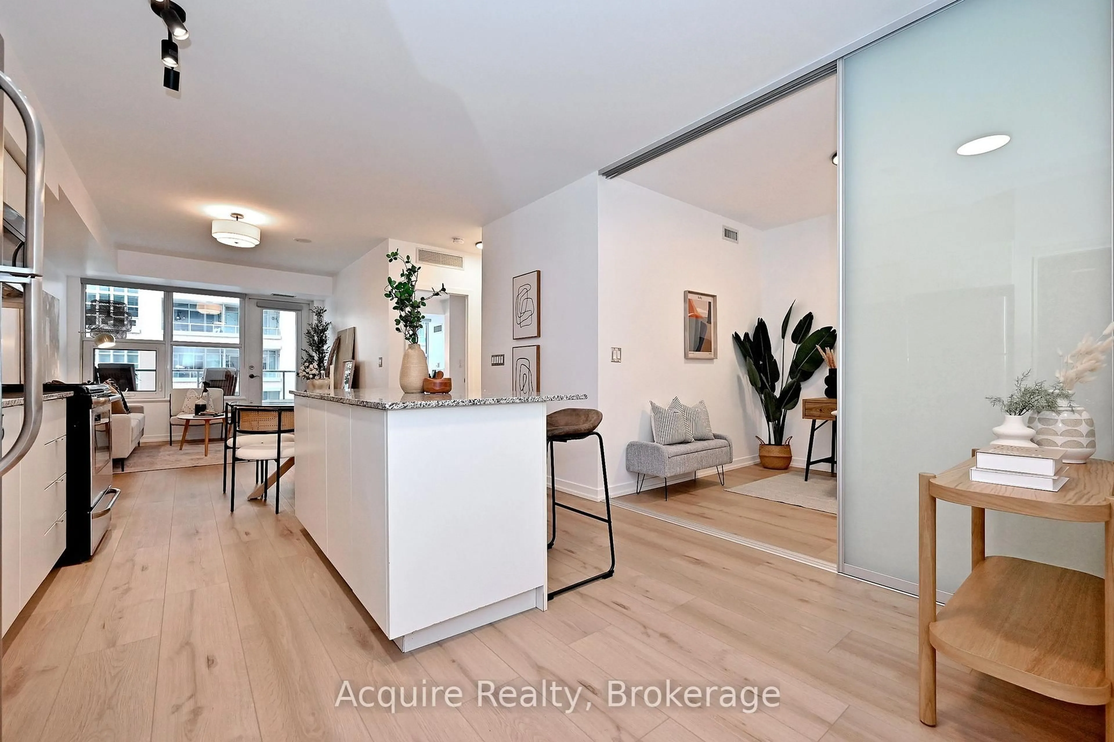 Indoor entryway for 59 East Liberty St #308, Toronto Ontario M6K 3R1