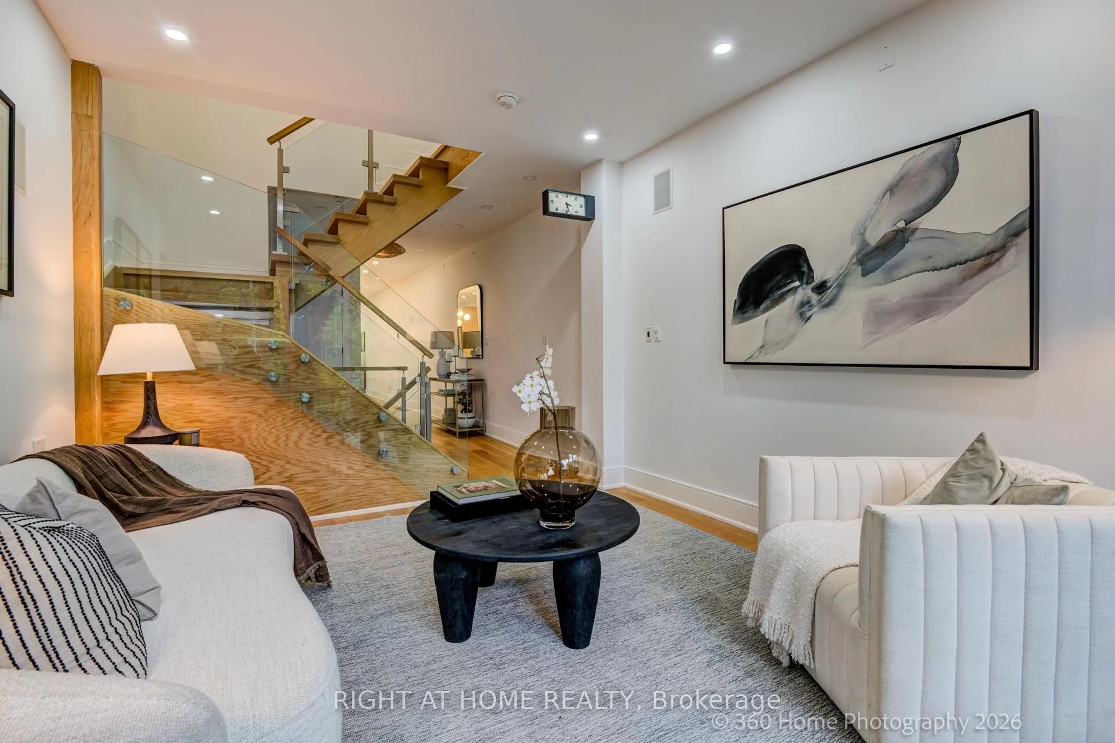 Unknown for 281 Brunswick Ave, Toronto Ontario M5S 2M6